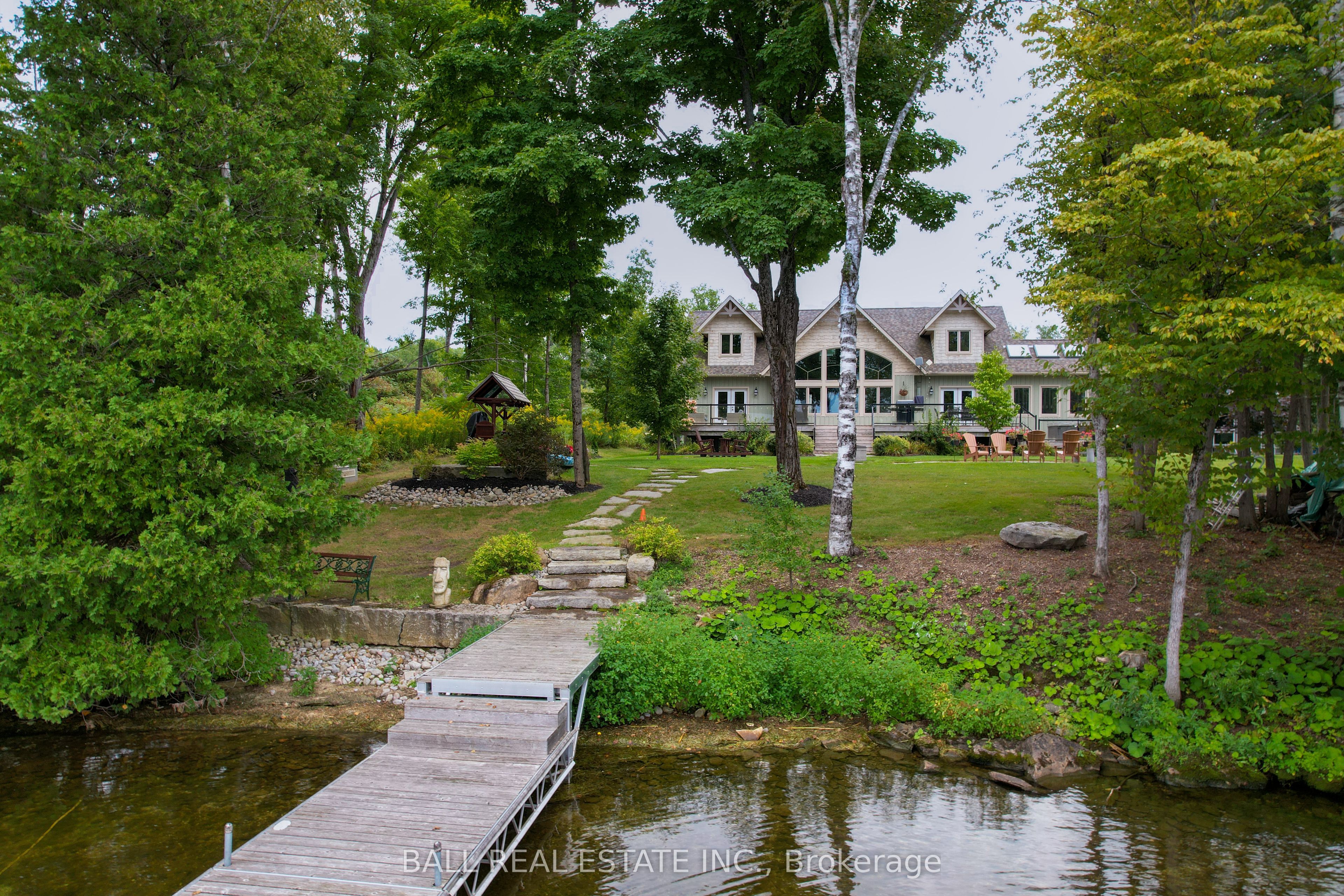 1864 Willan Road Property Photo