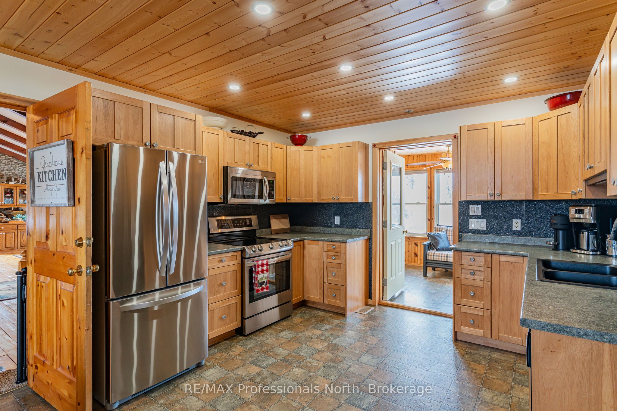 1141 Kennisis Lake Road Property Photo 26