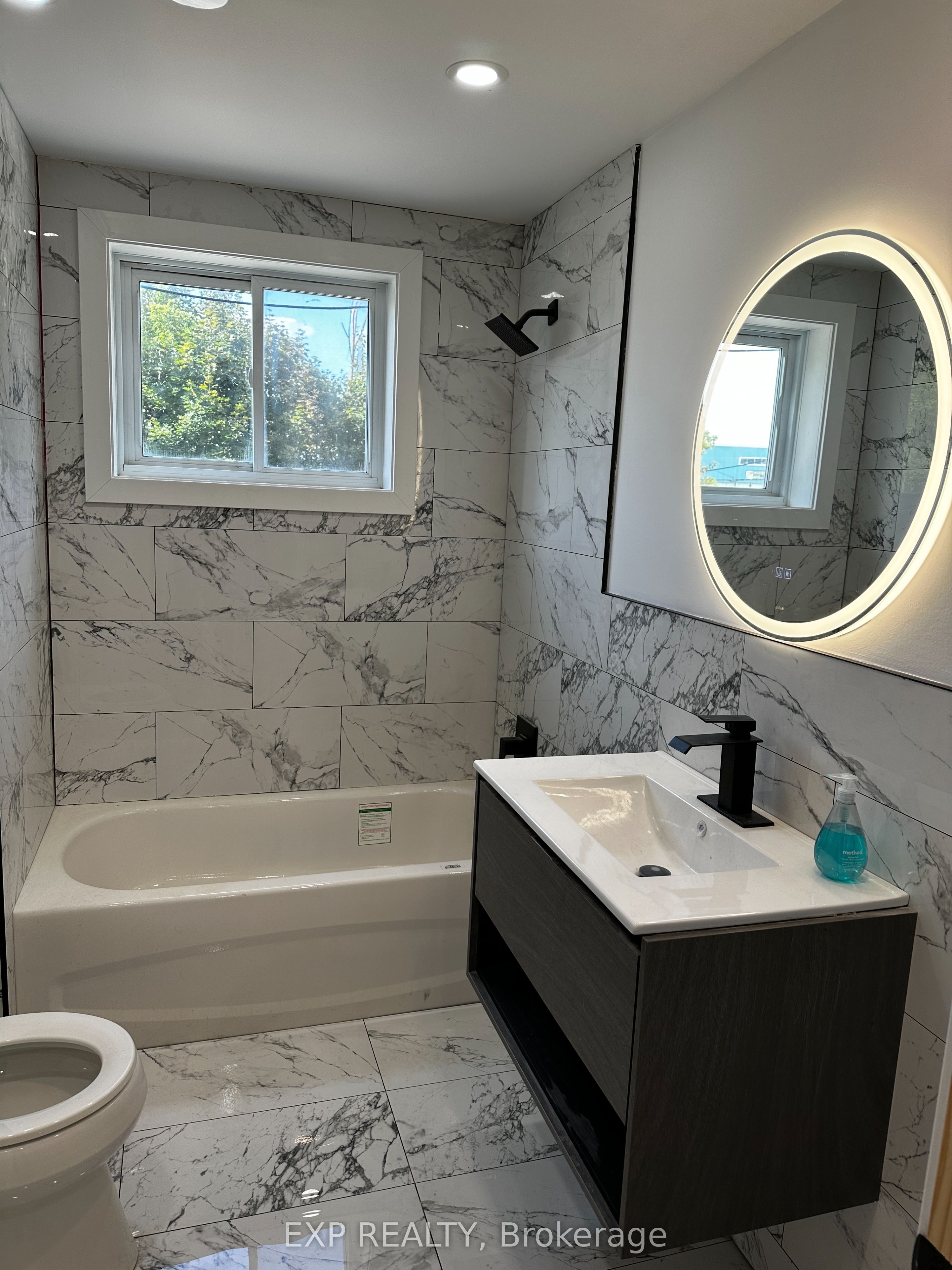 540 Champlain Street Property Photo 13