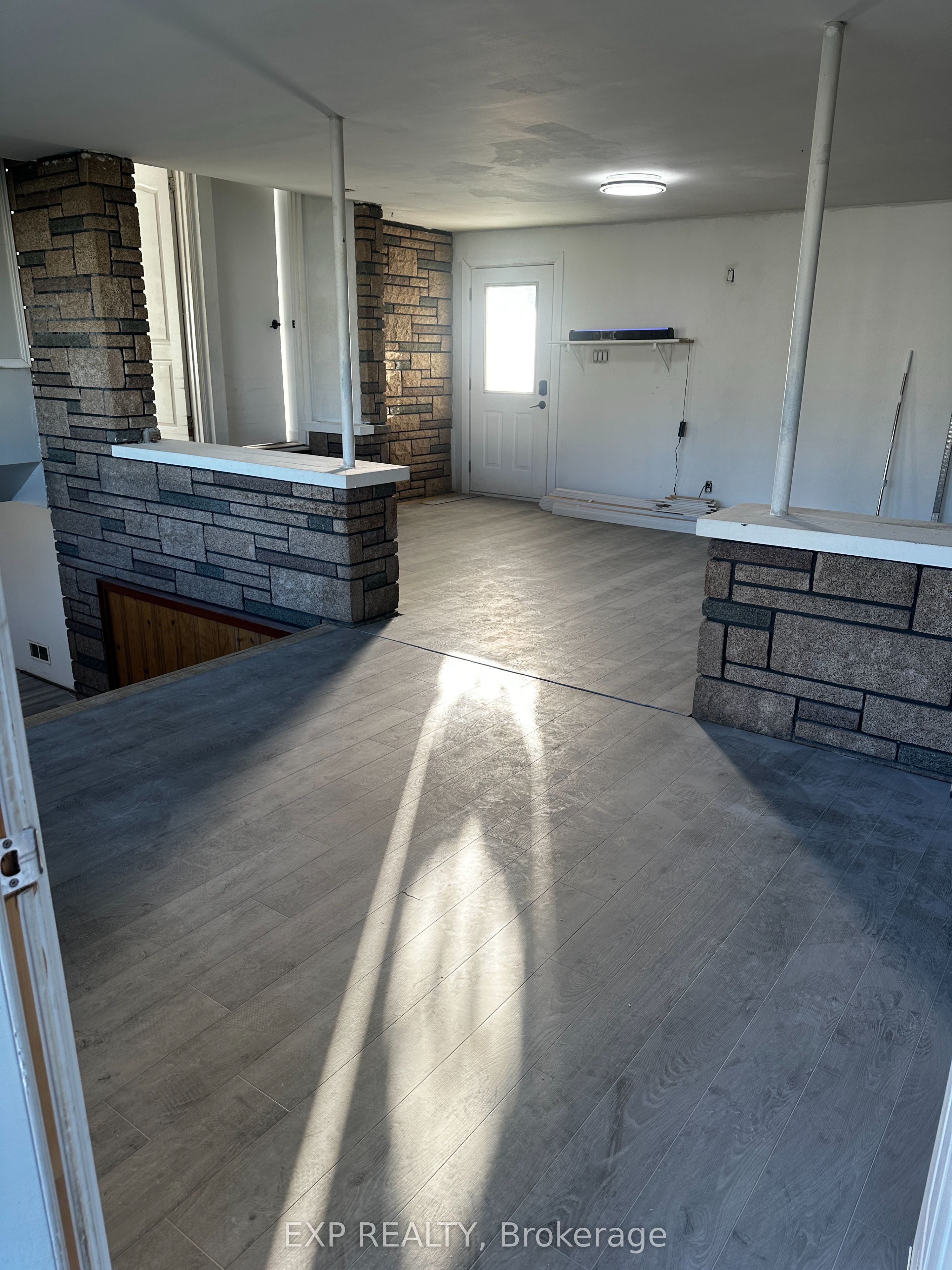 540 Champlain Street Property Photo 17