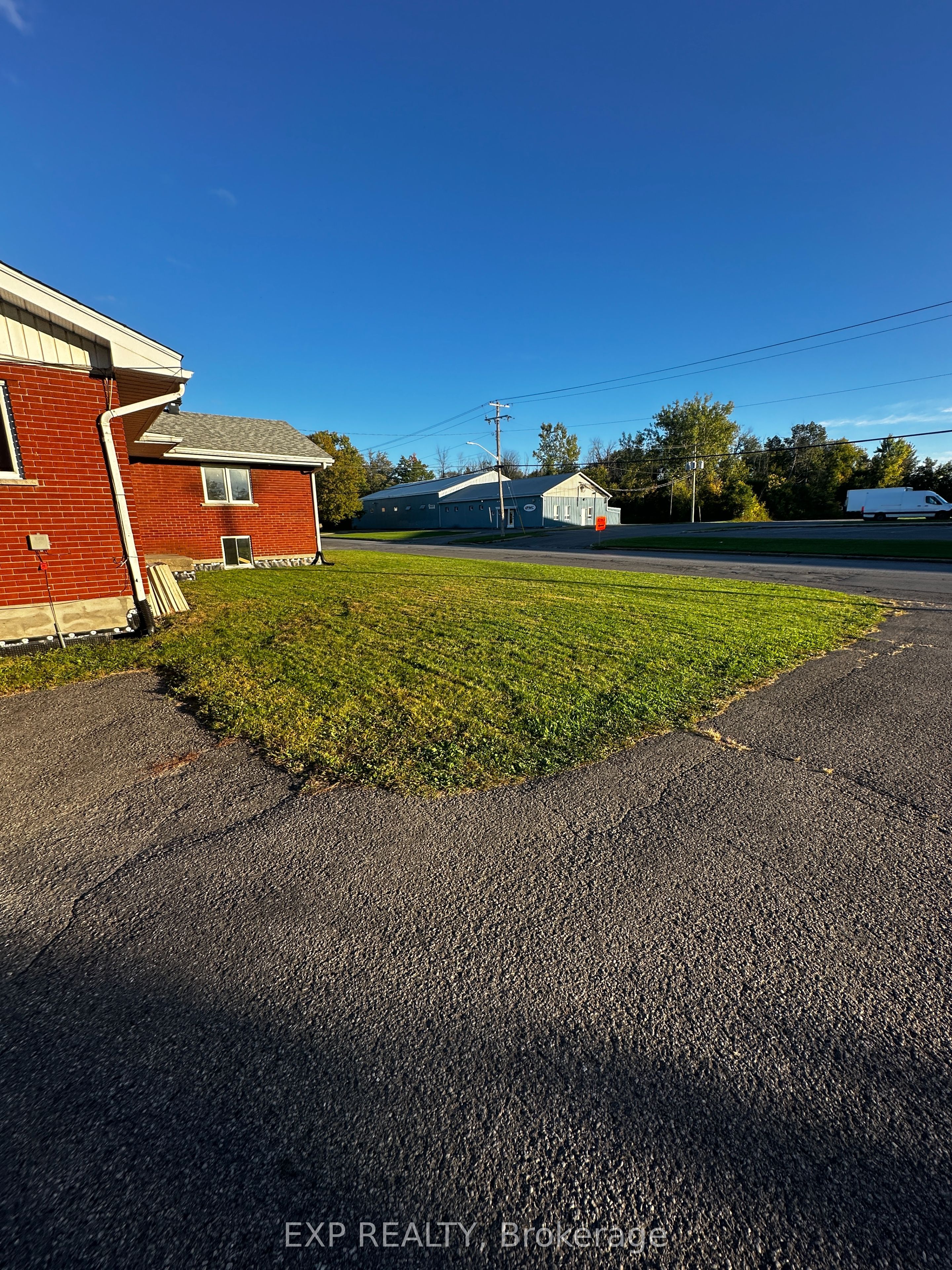 540 Champlain Street Property Photo 22