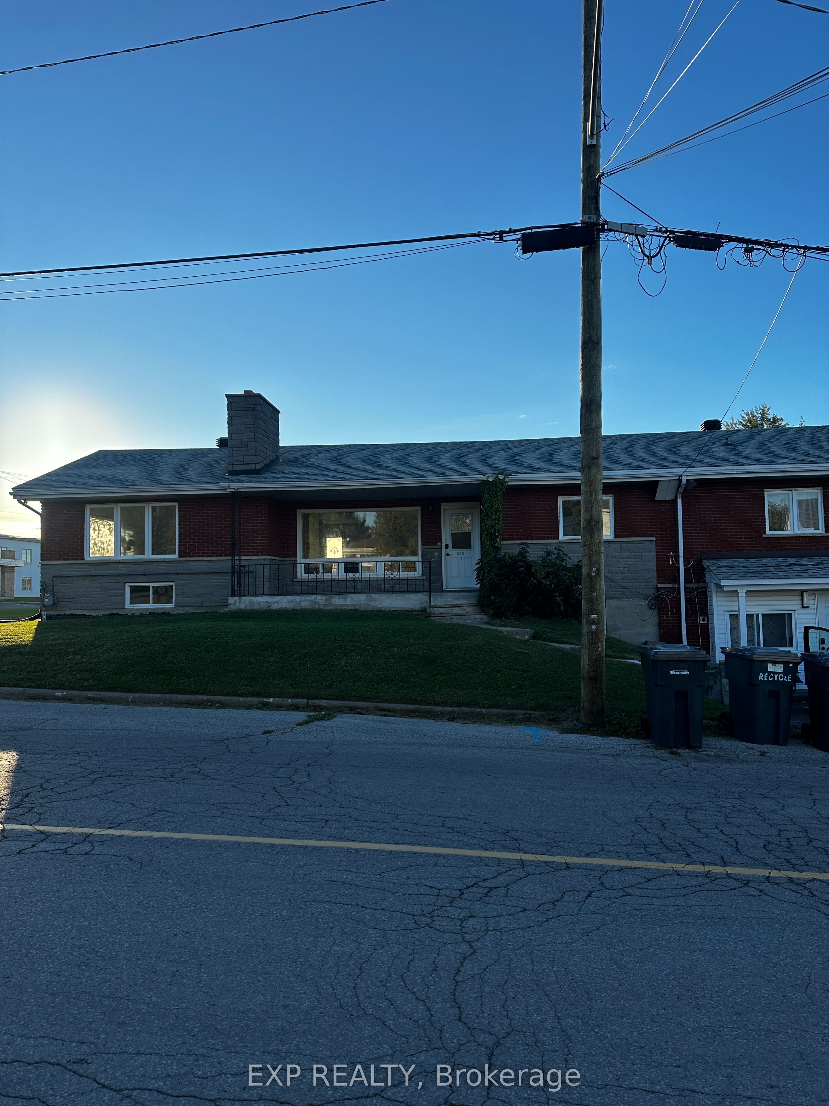 540 Champlain Street Property Photo 24