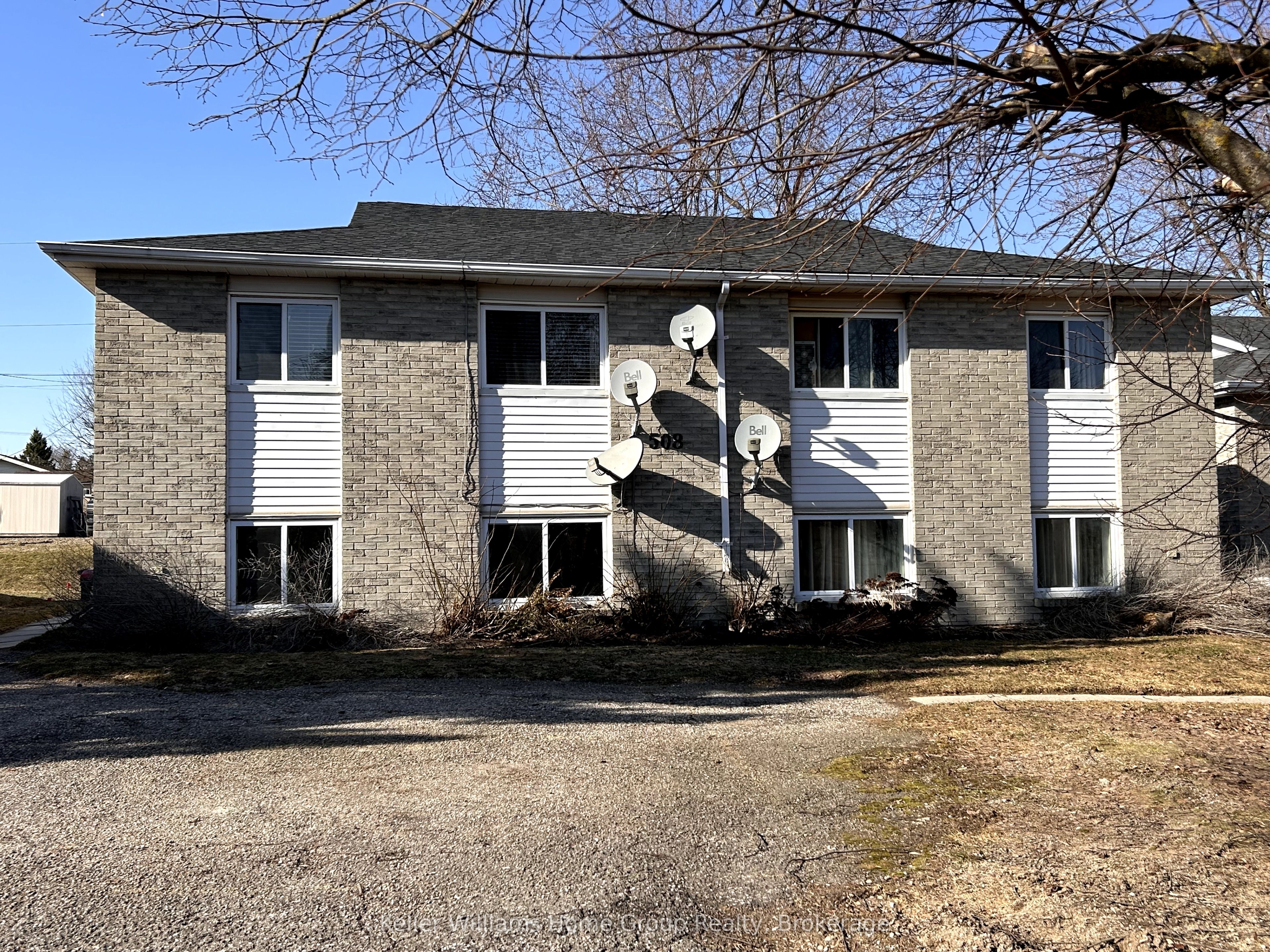 #2 - 508 Andrew Street Property Photo