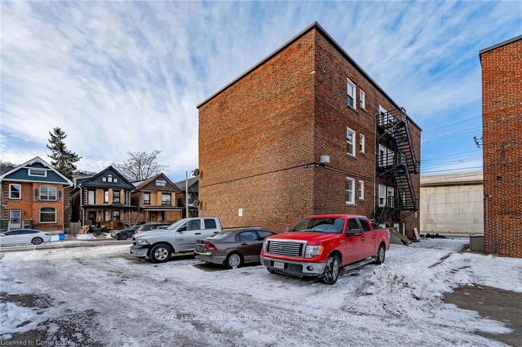 3 Webber Avenue Property Photo 30