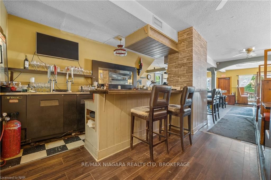 785 Canboro Road Property Photo 13