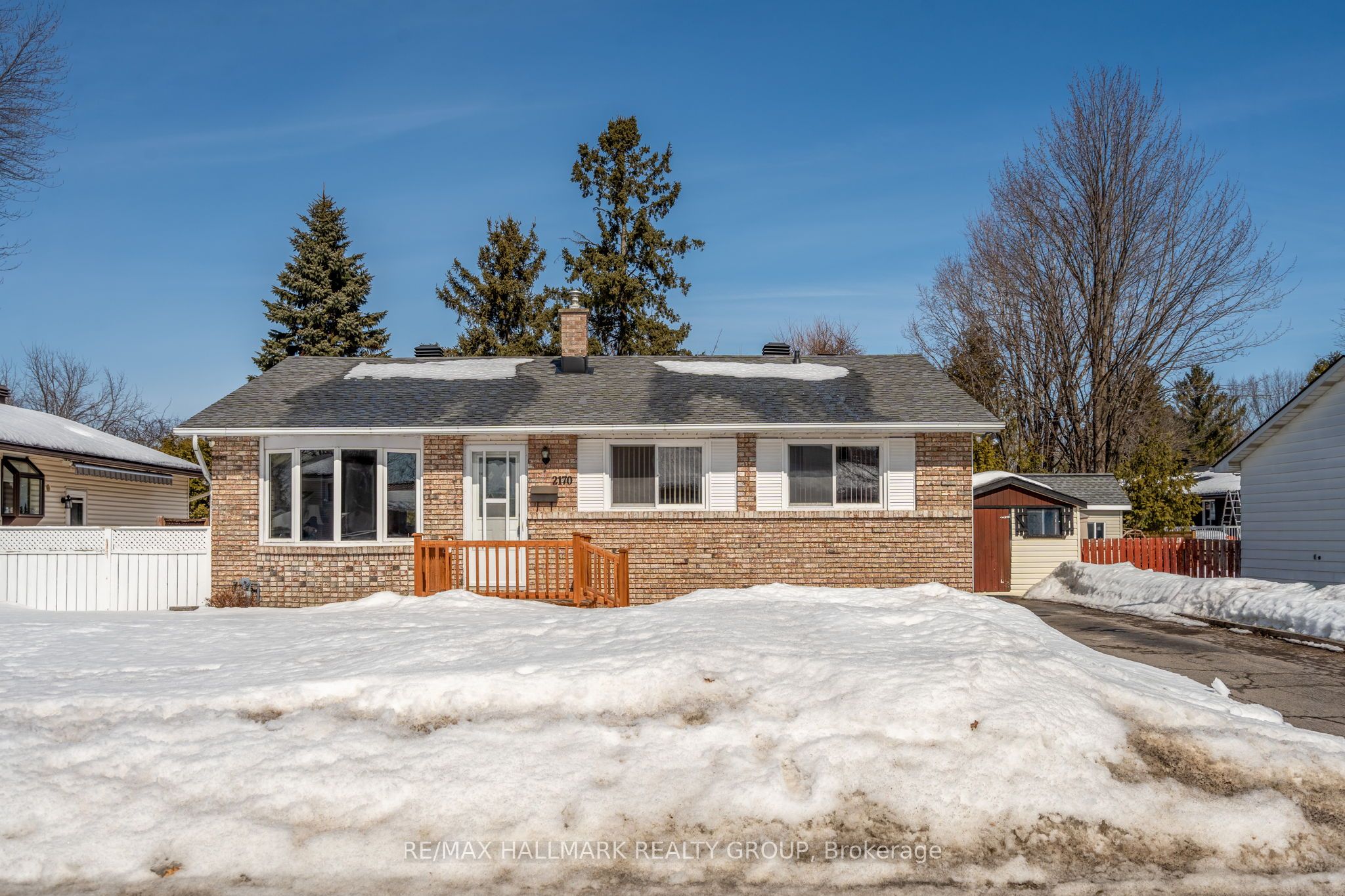 2170 Monson Crescent Property Photo