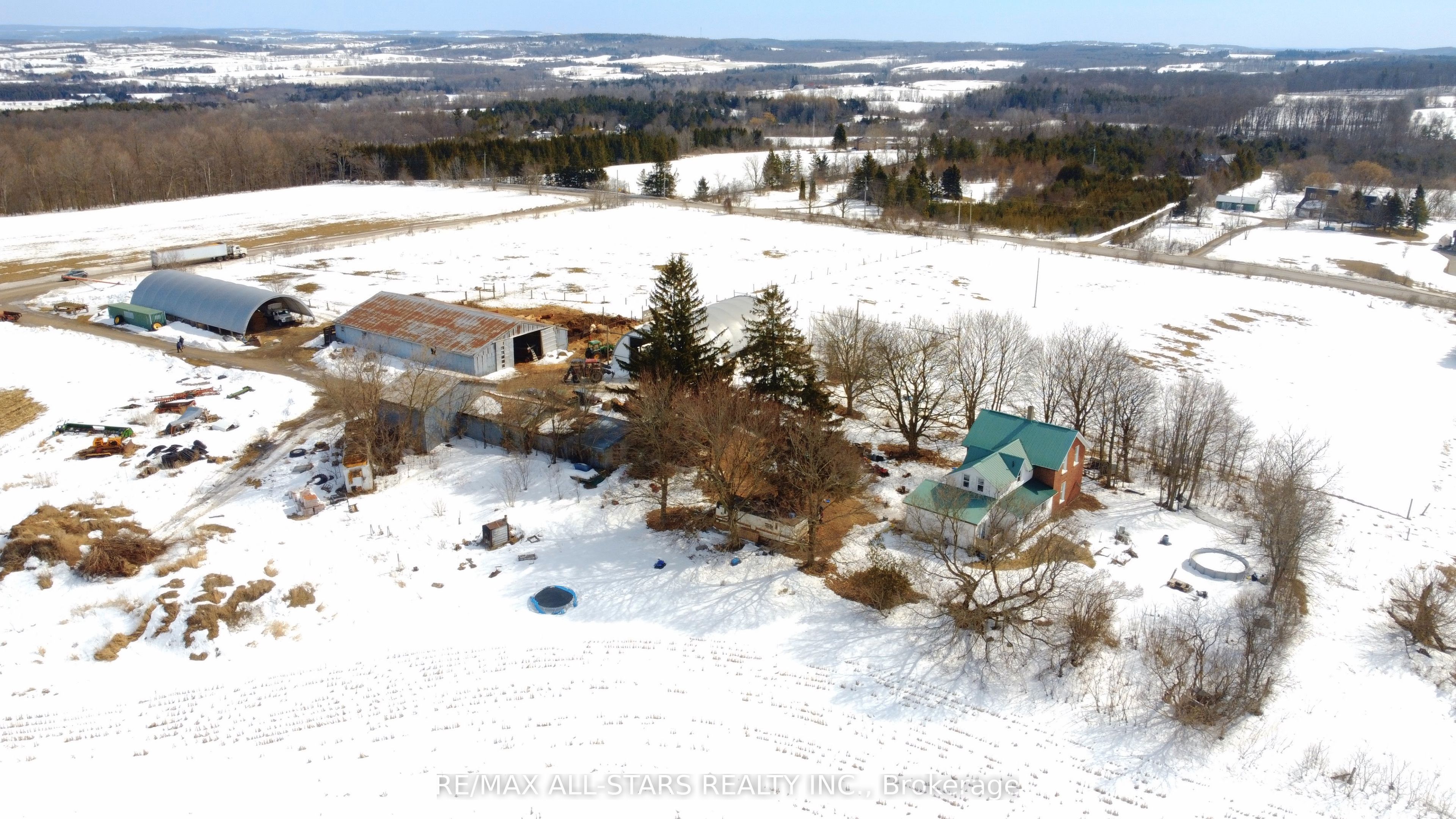 402 Thorne Drive Property Photo