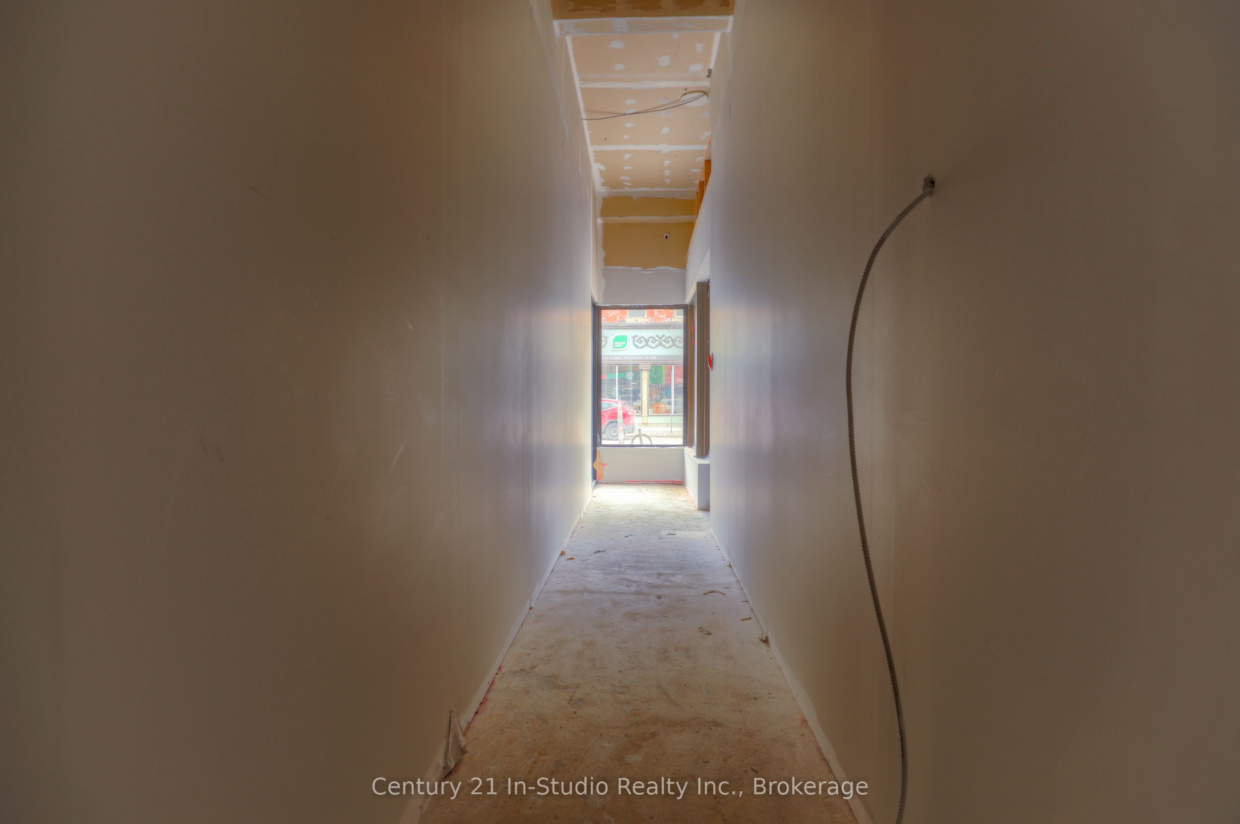 916 2nd Avenue E 2 Property Photo 4