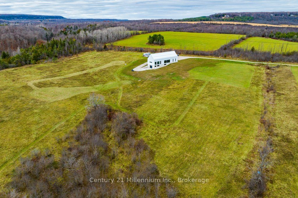 138406 Grey Road 112 Property Photo