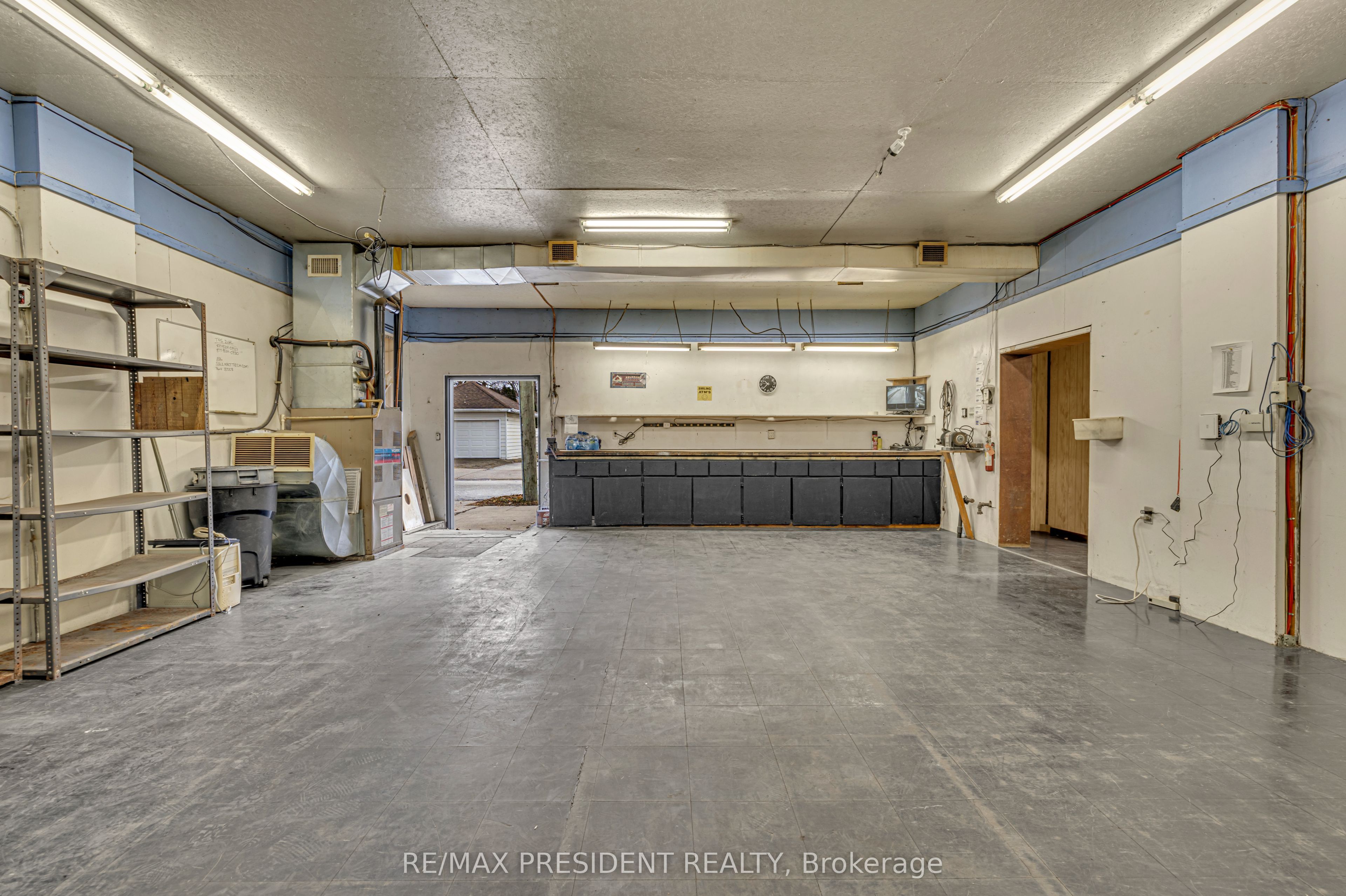 358-374 Shepherd Street Property Photo 10