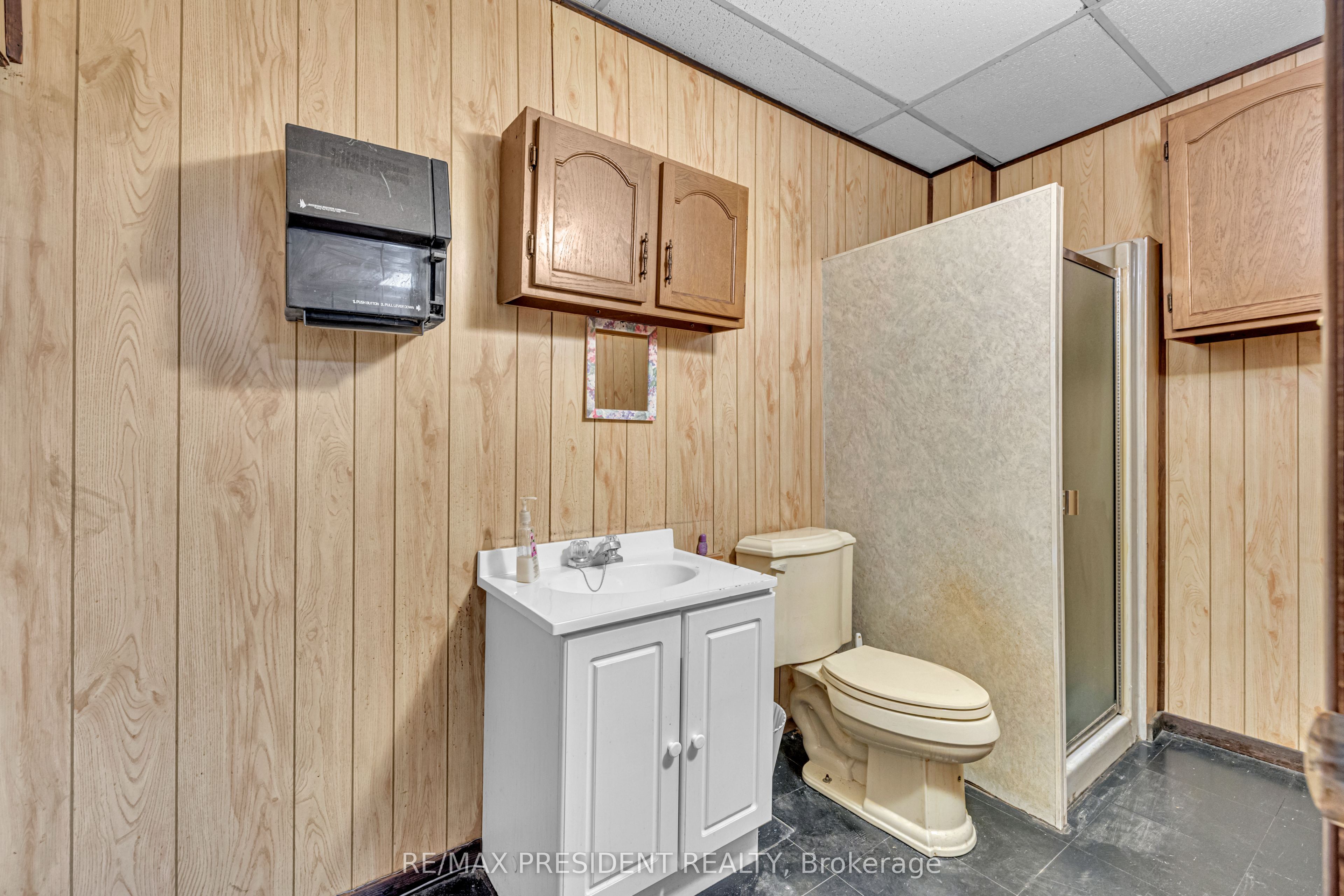 358-374 Shepherd Street Property Photo 15