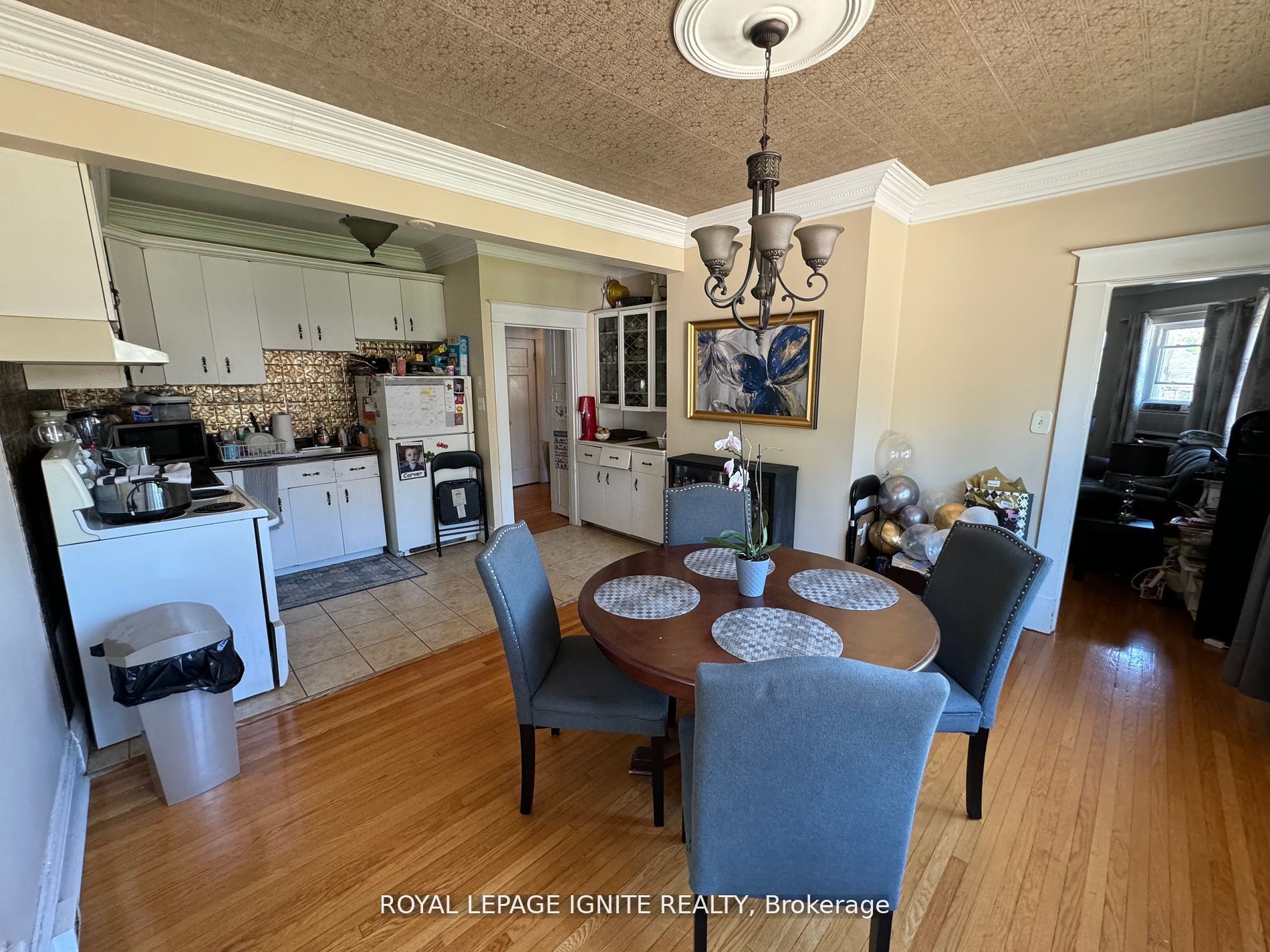 403 Mackay Street Property Photo 9