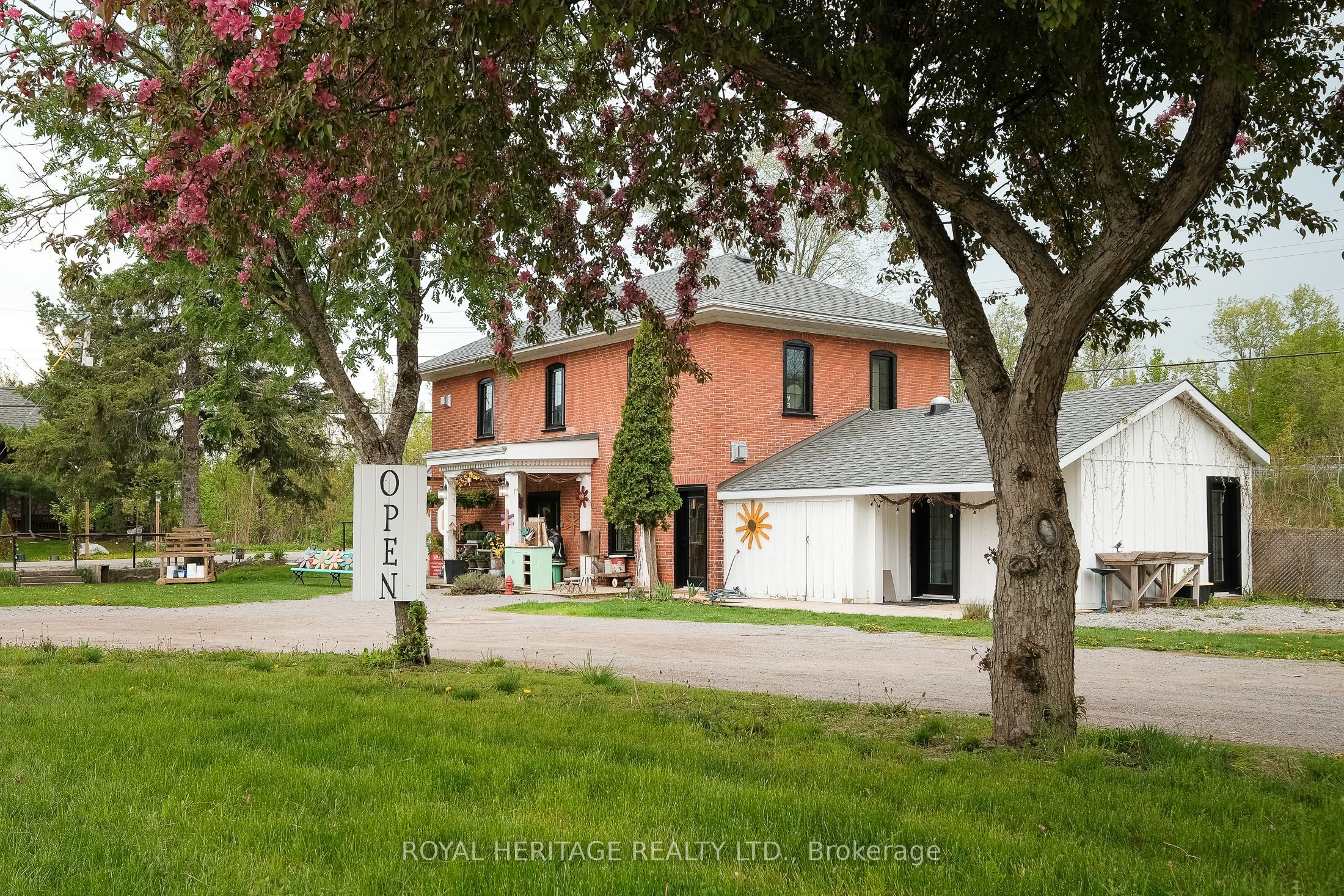 2102 Nathaway Drive Property Photo 8
