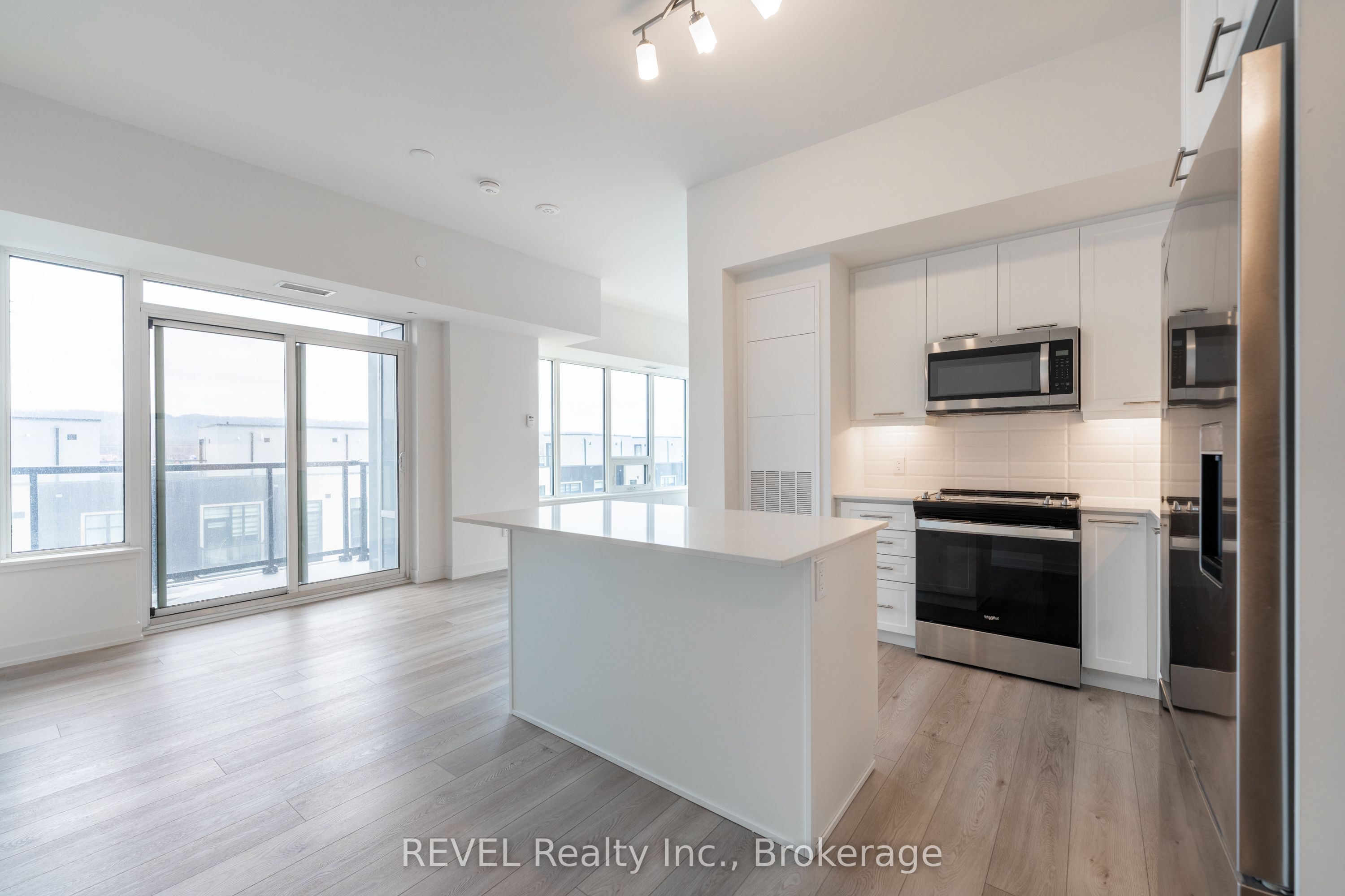 #402 - 385 Winston Road Property Photo