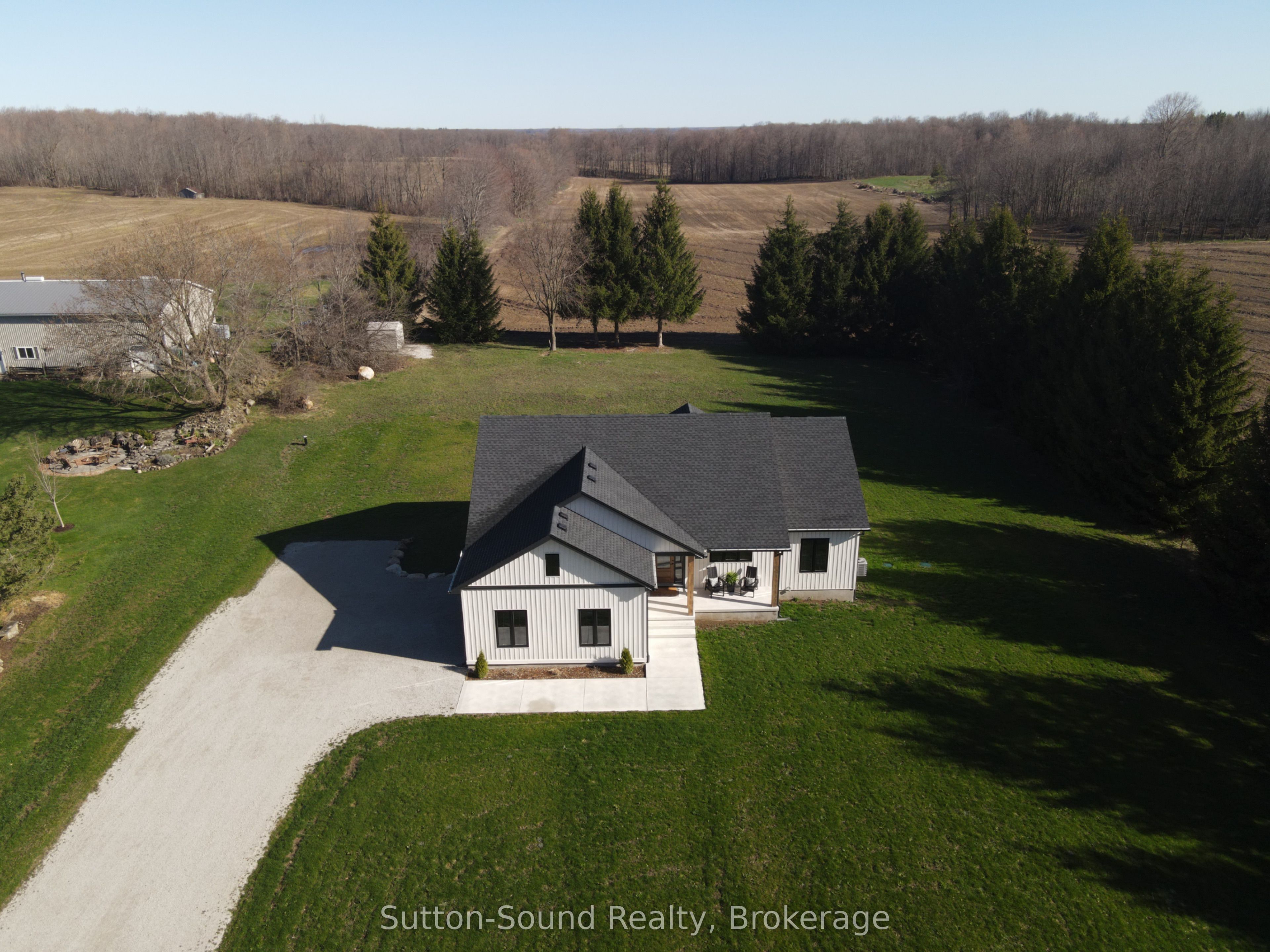 Georgian Bluffs Real Estate Listings Main Image