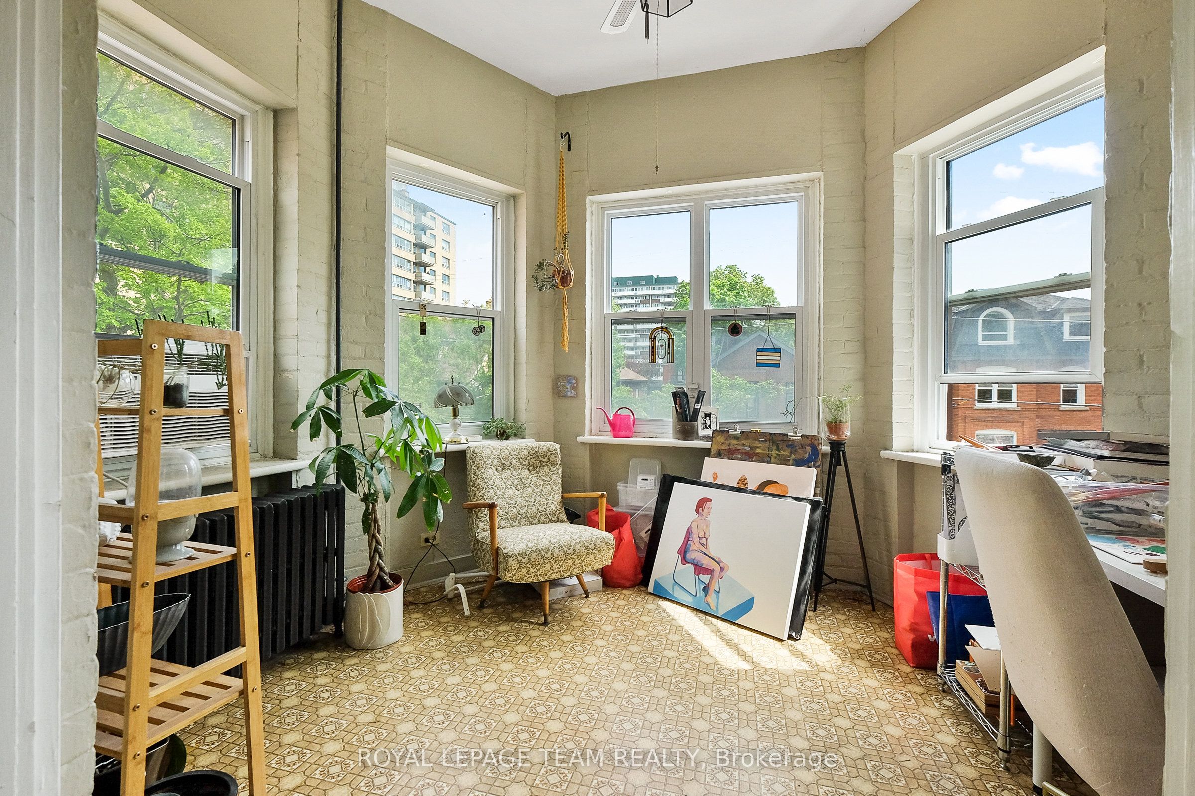 305 Waverley Street Property Photo 24