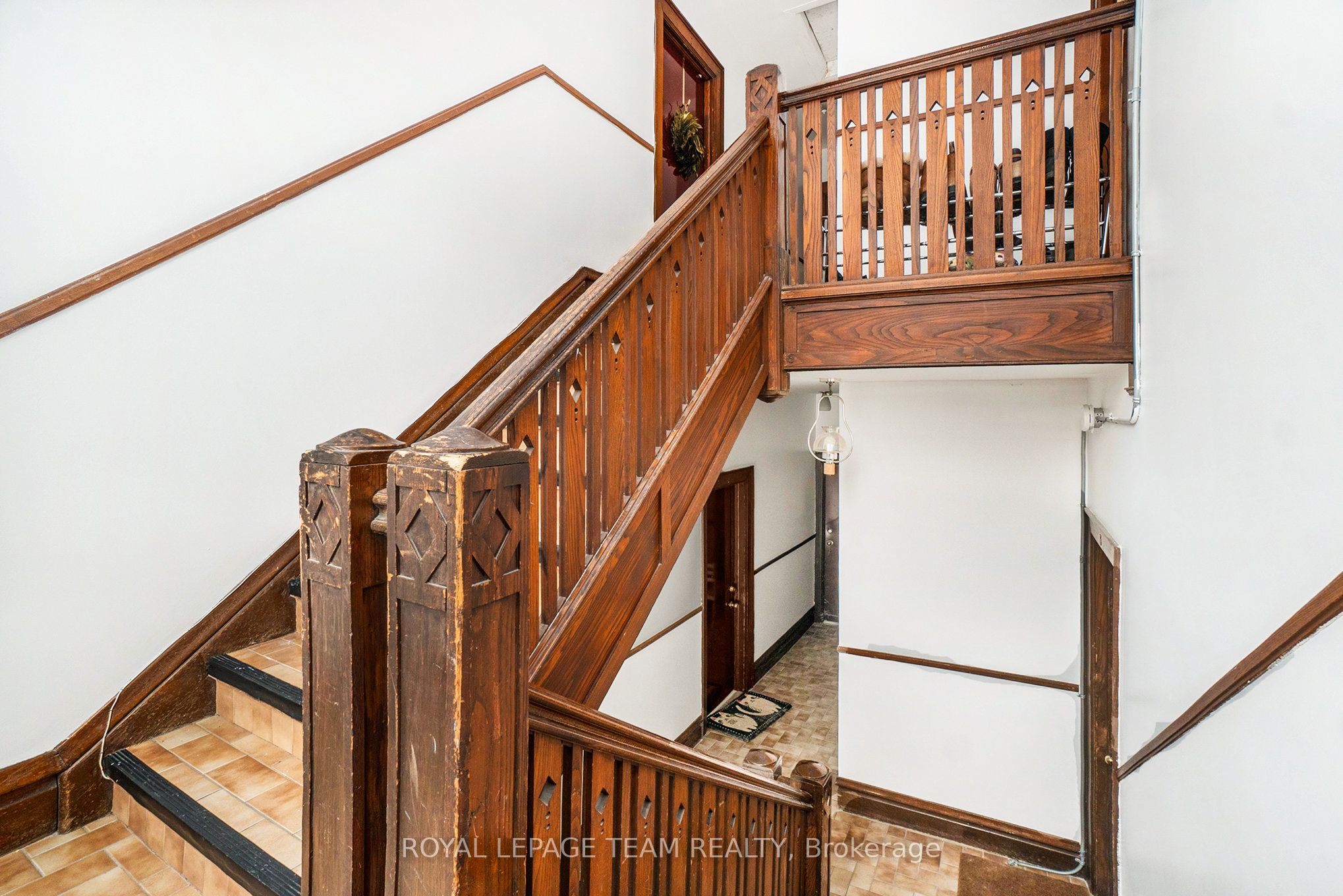 305 Waverley Street Property Photo 42