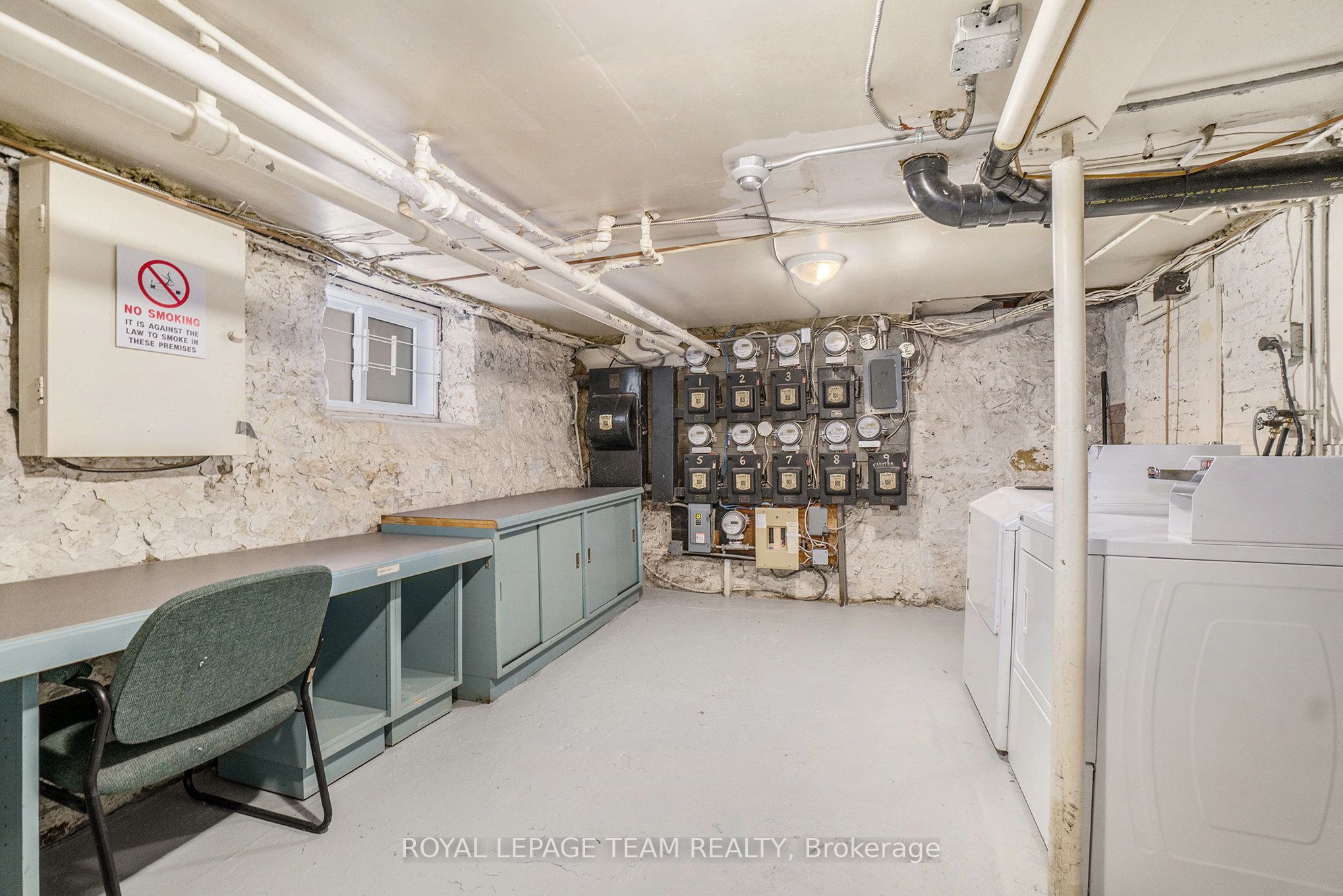 305 Waverley Street Property Photo 47
