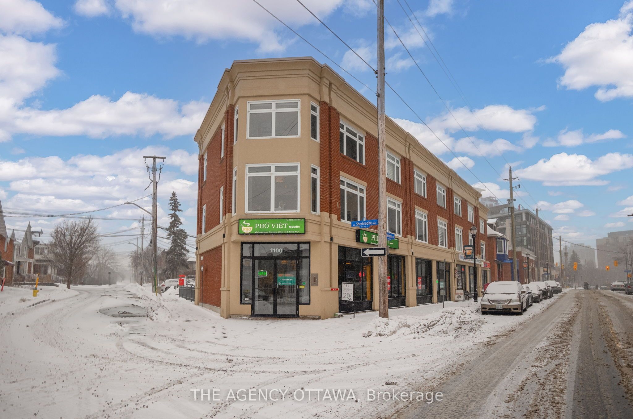 #1 - 4 Sherbrooke Avenue Property Photo