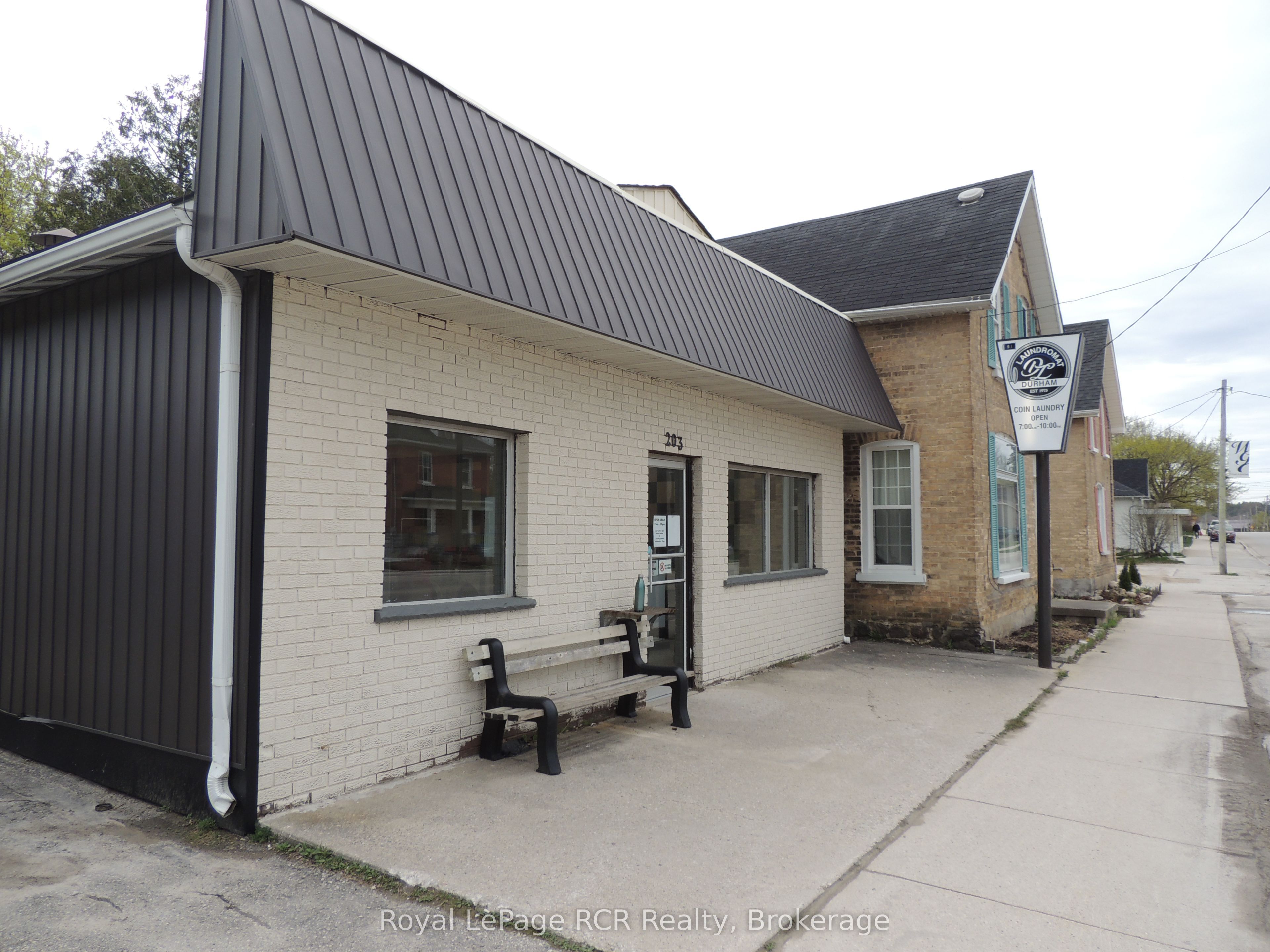 203 Garafraxa Street Property Photo