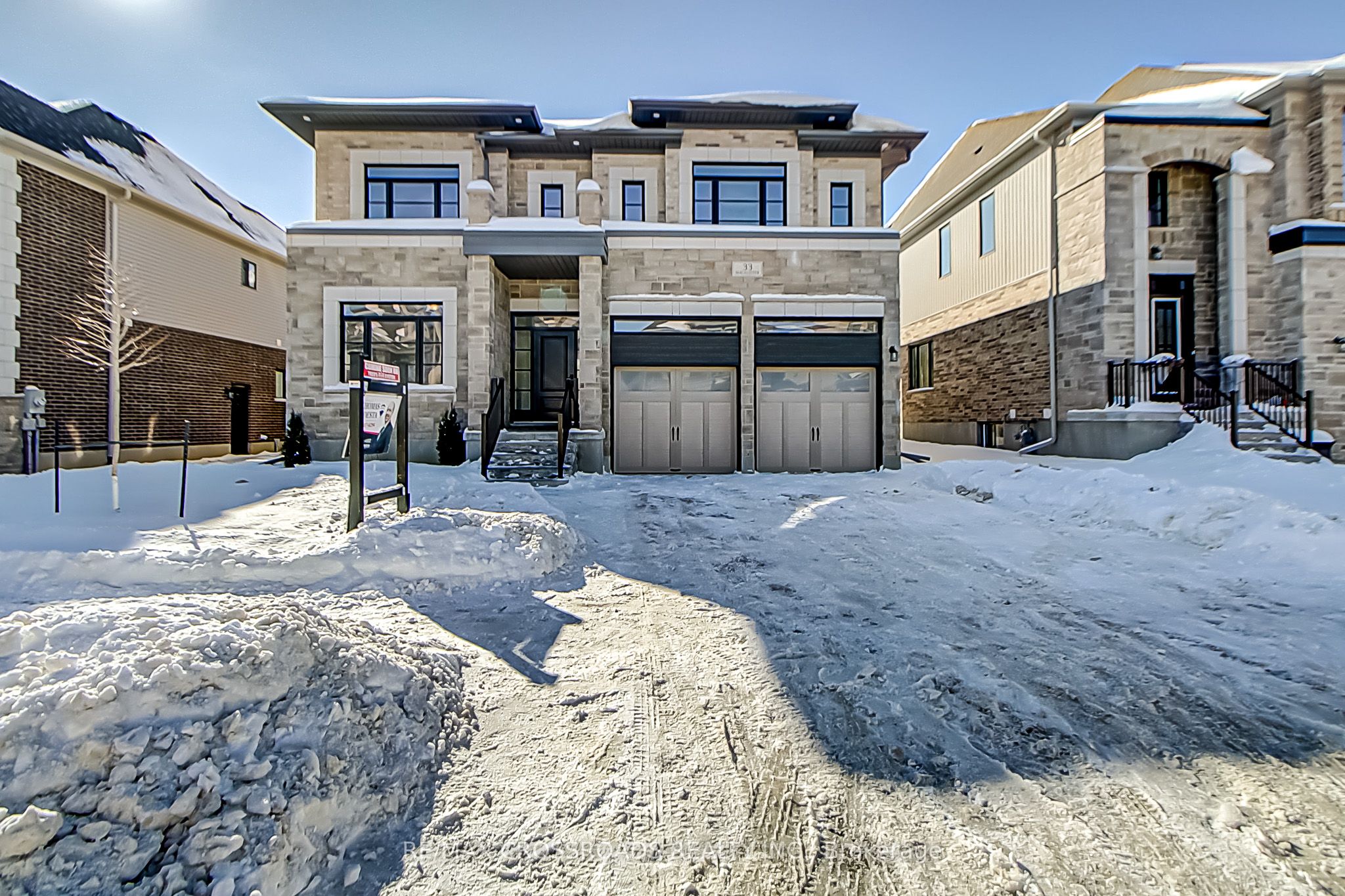 33 Macalister Boulevard Property Photo