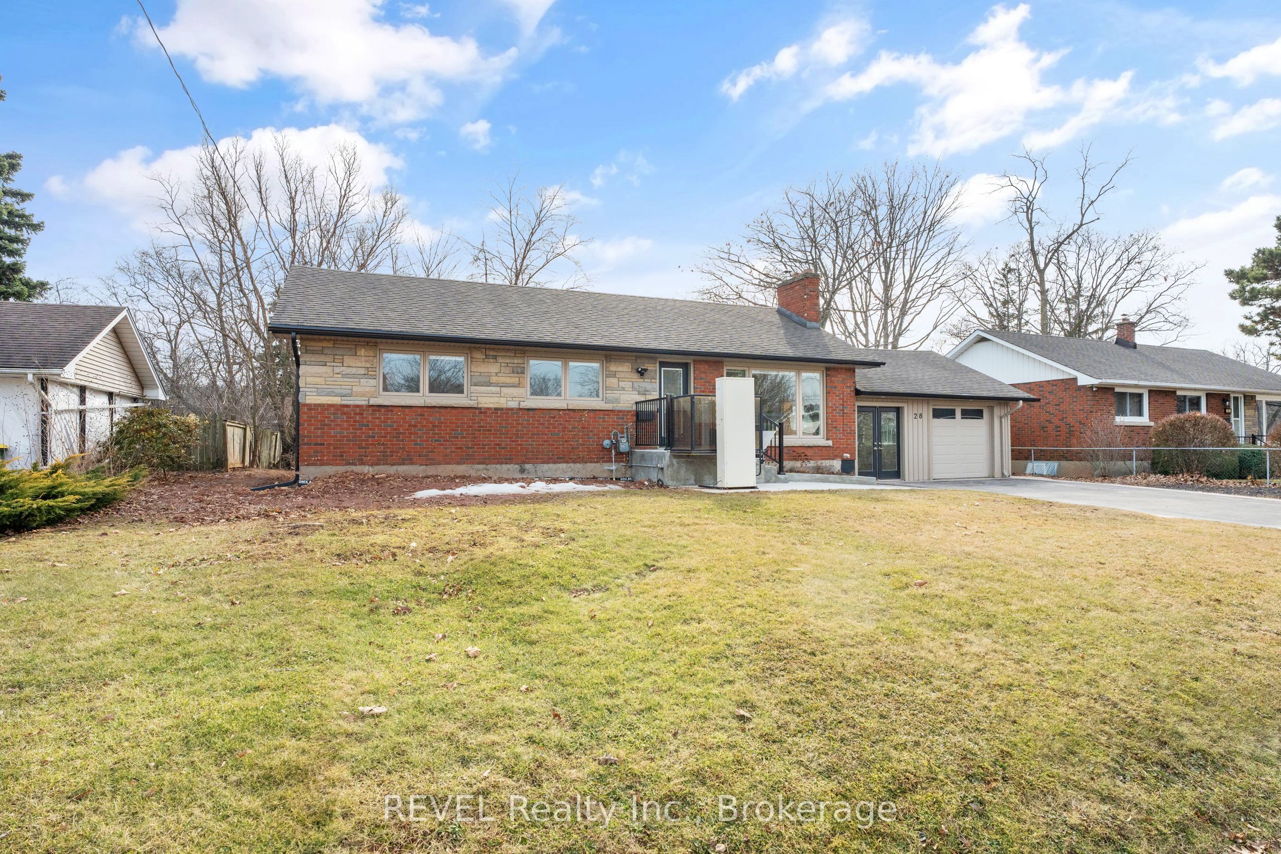 28 Dale Avenue Property Photo 5