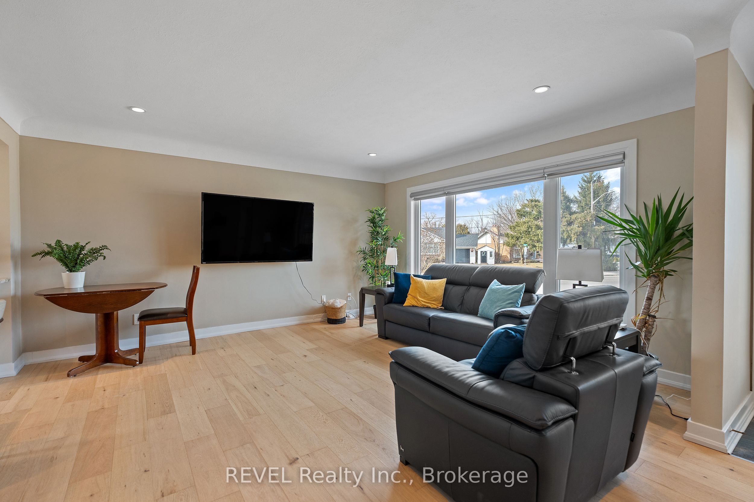 28 Dale Avenue Property Photo 9