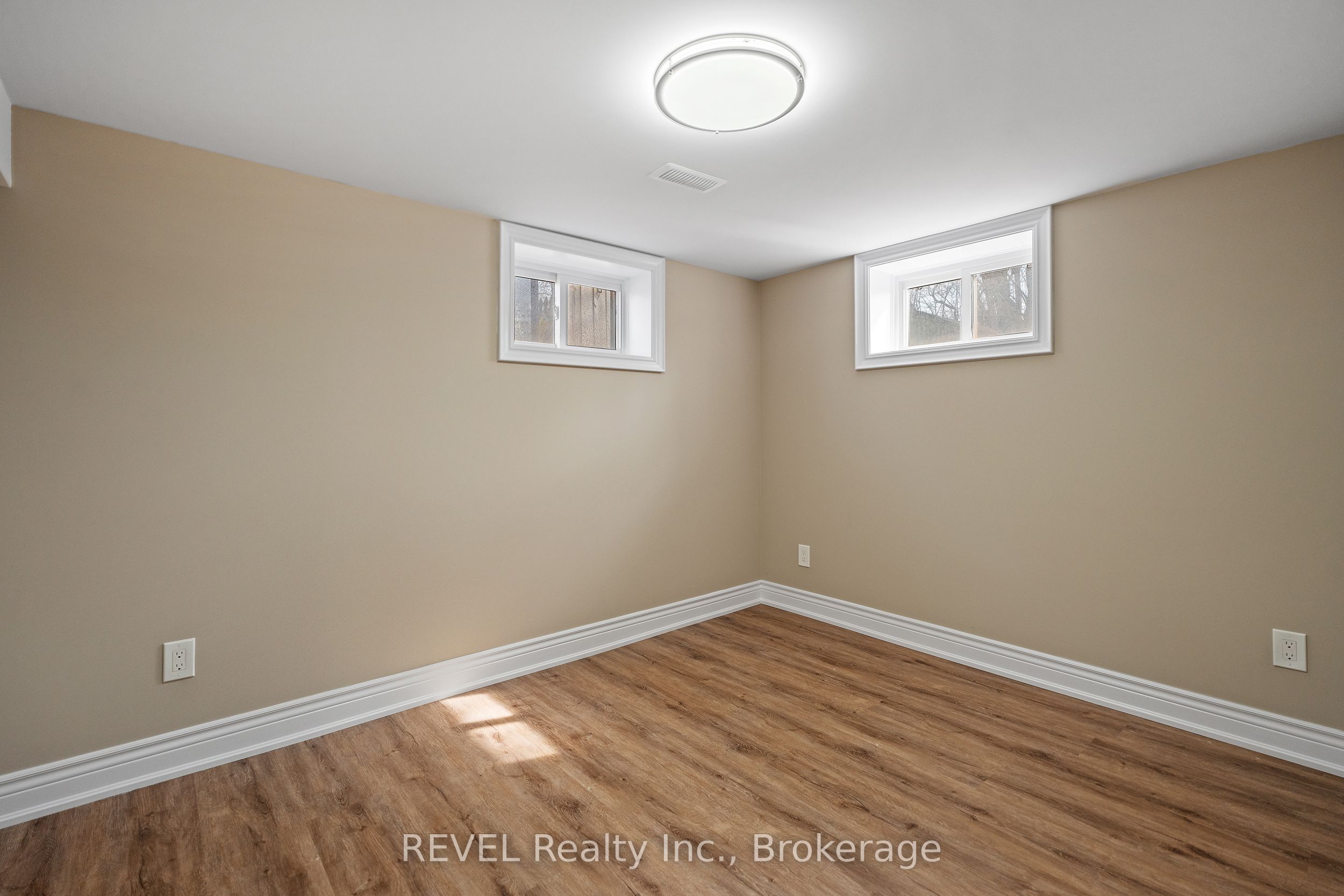 28 Dale Avenue Property Photo 29