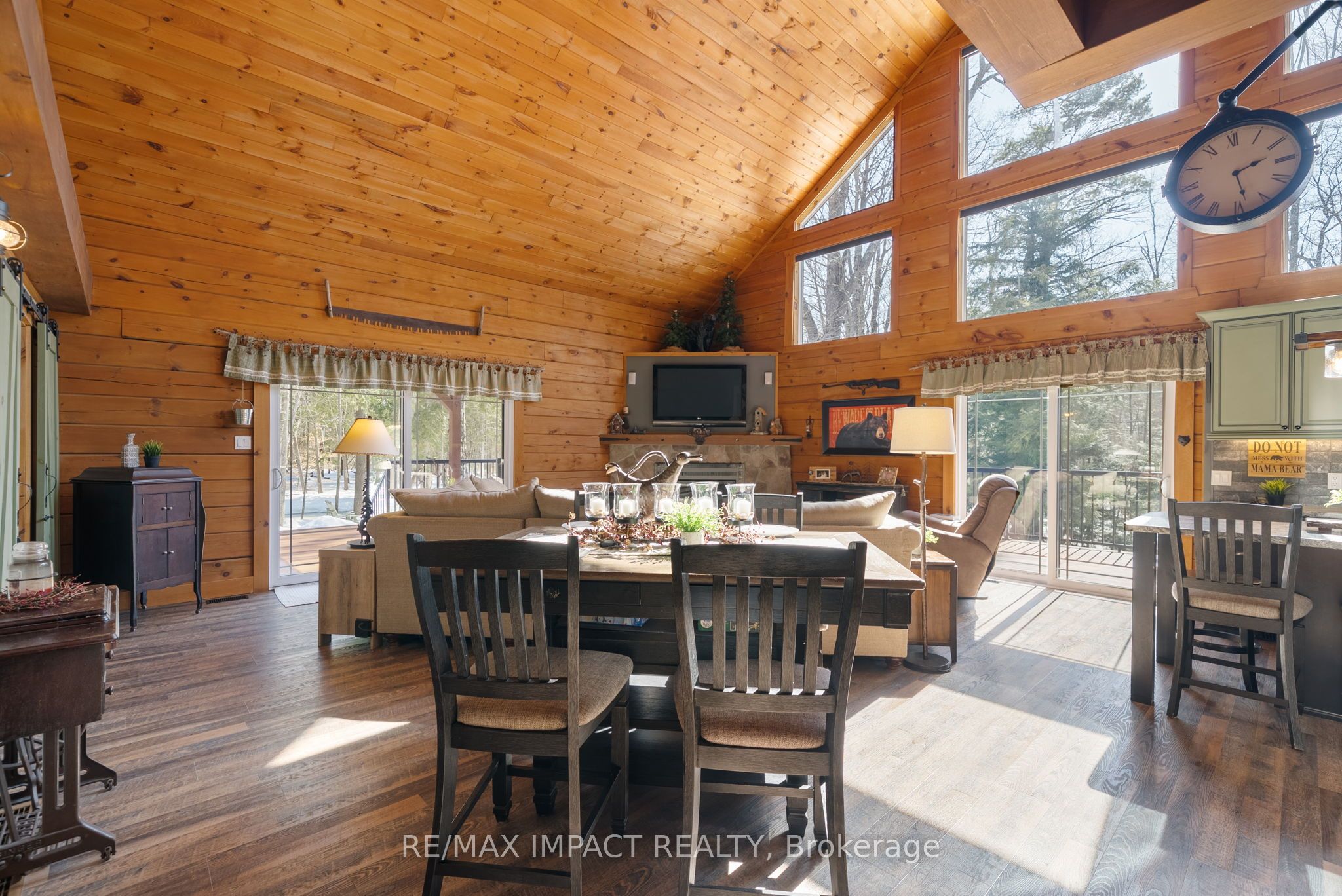 649 Centreton Road Property Photo 7