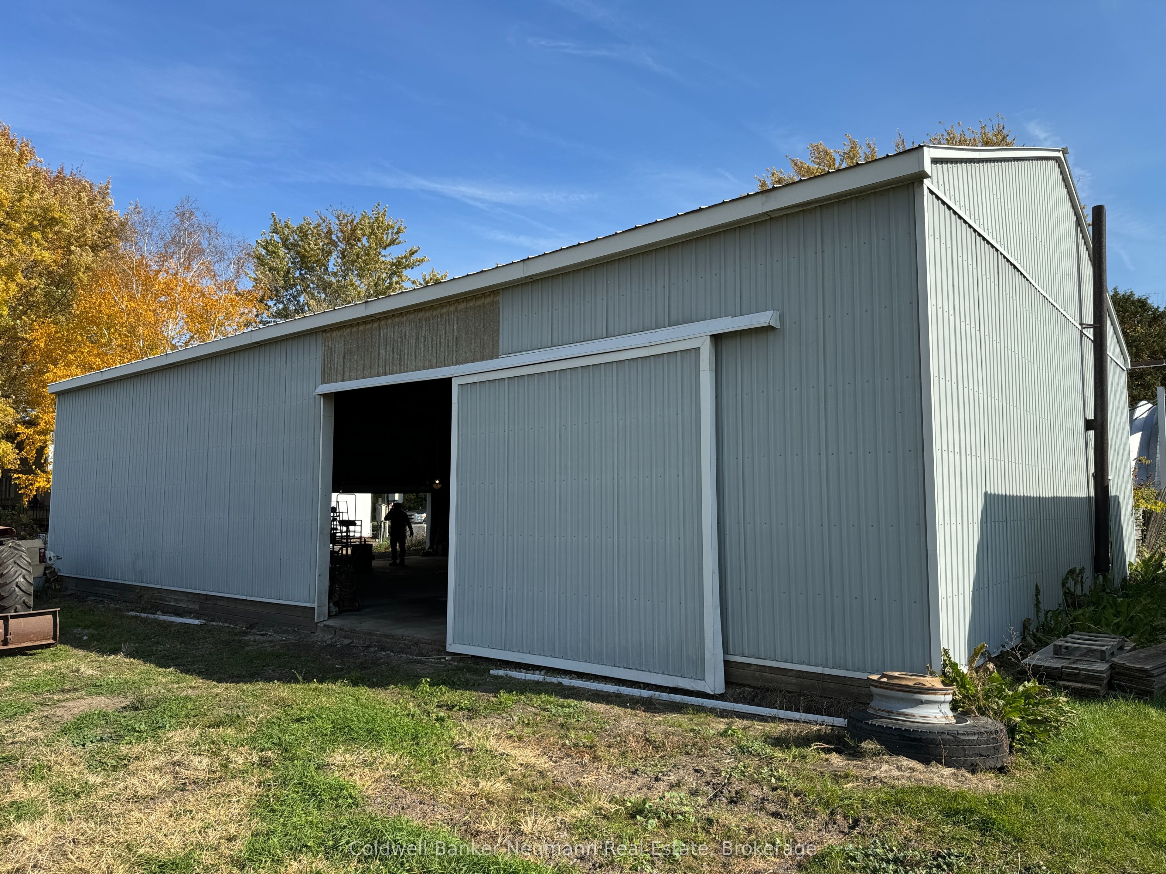 29284 Jane Road Property Photo 9