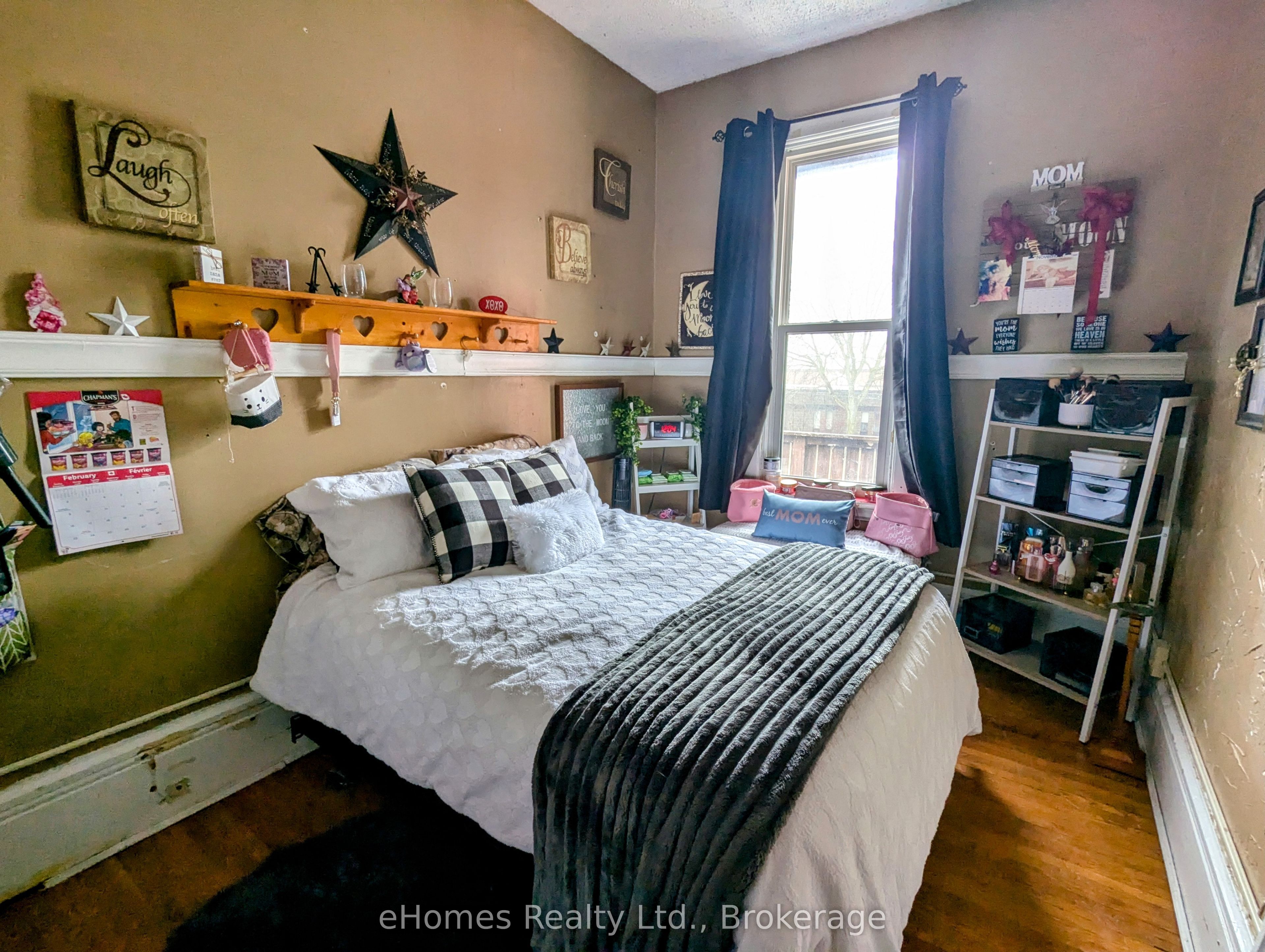 598 6th Street Property Photo 18
