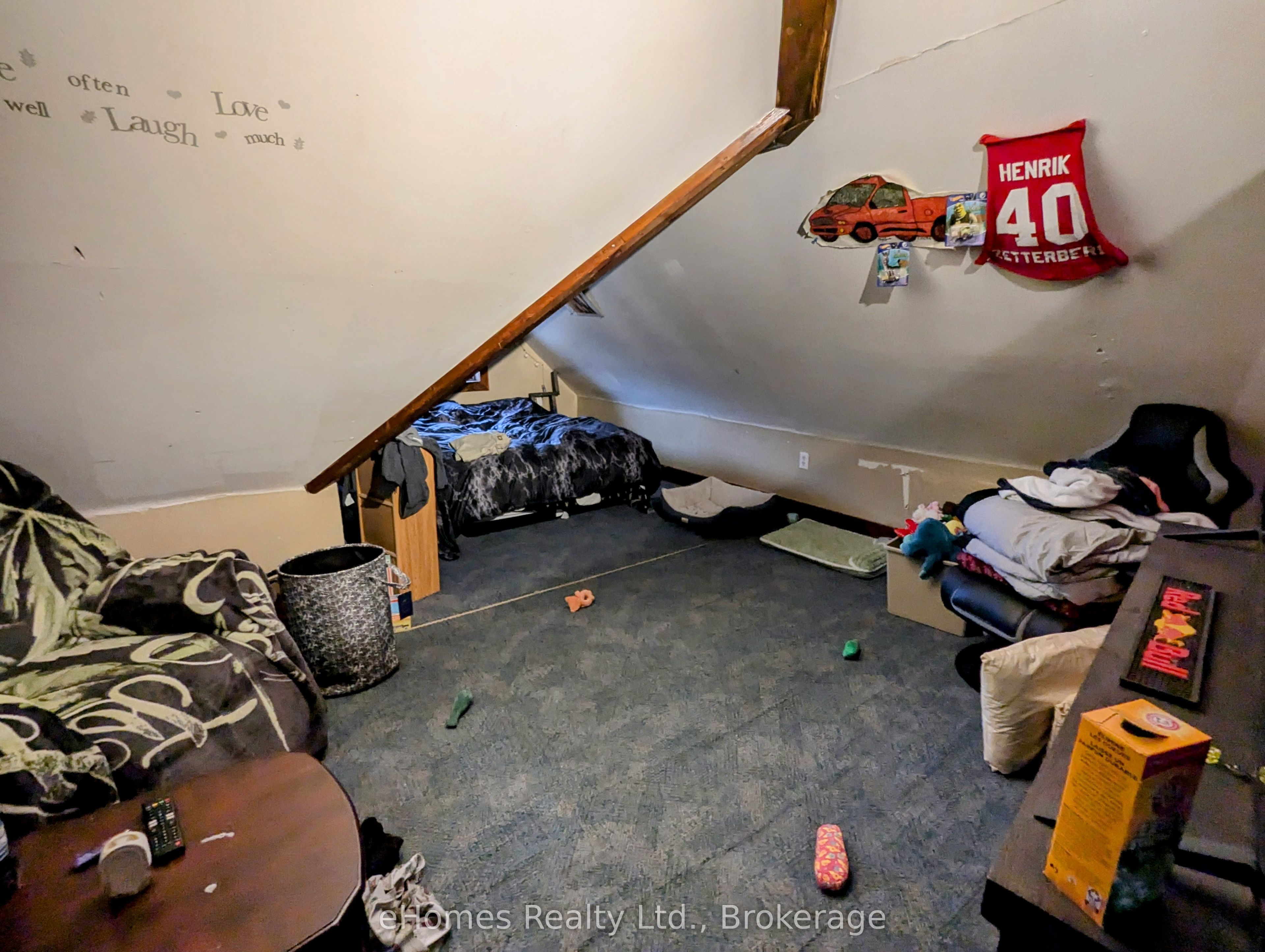 598 6th Street Property Photo 25