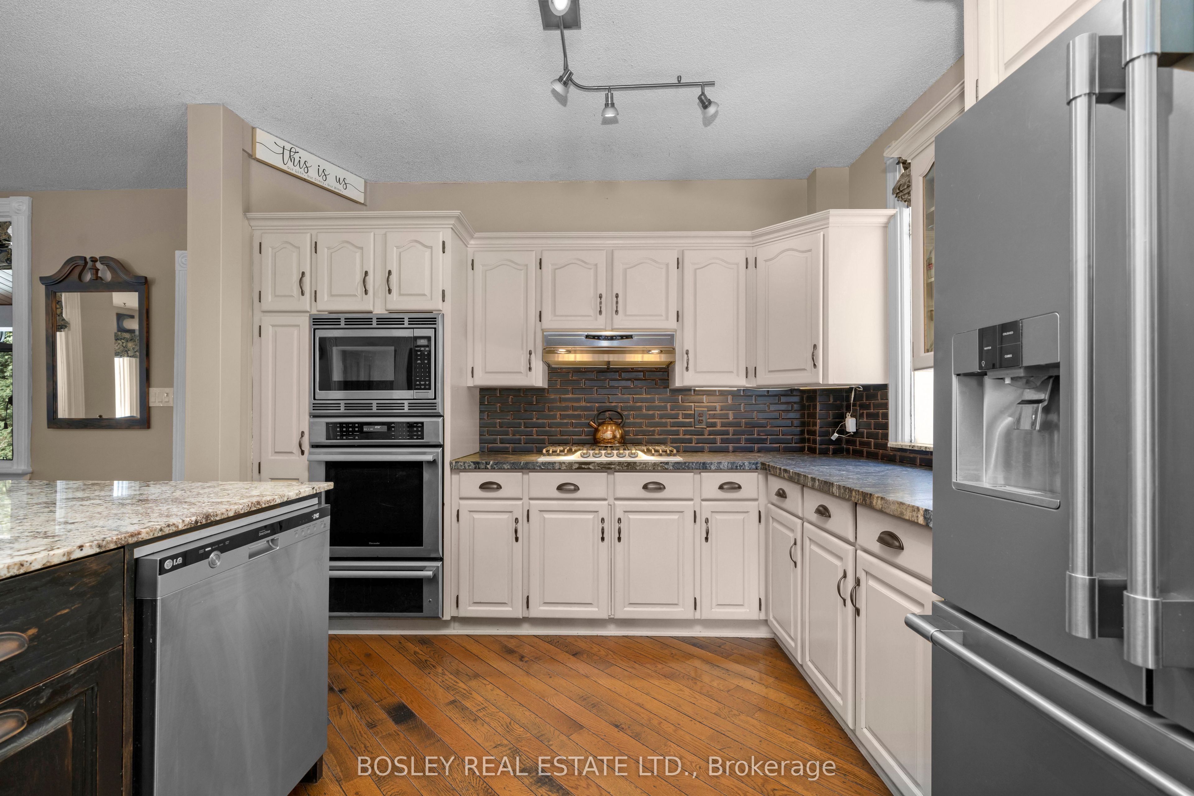 34 Mckibbon Avenue Property Photo 15