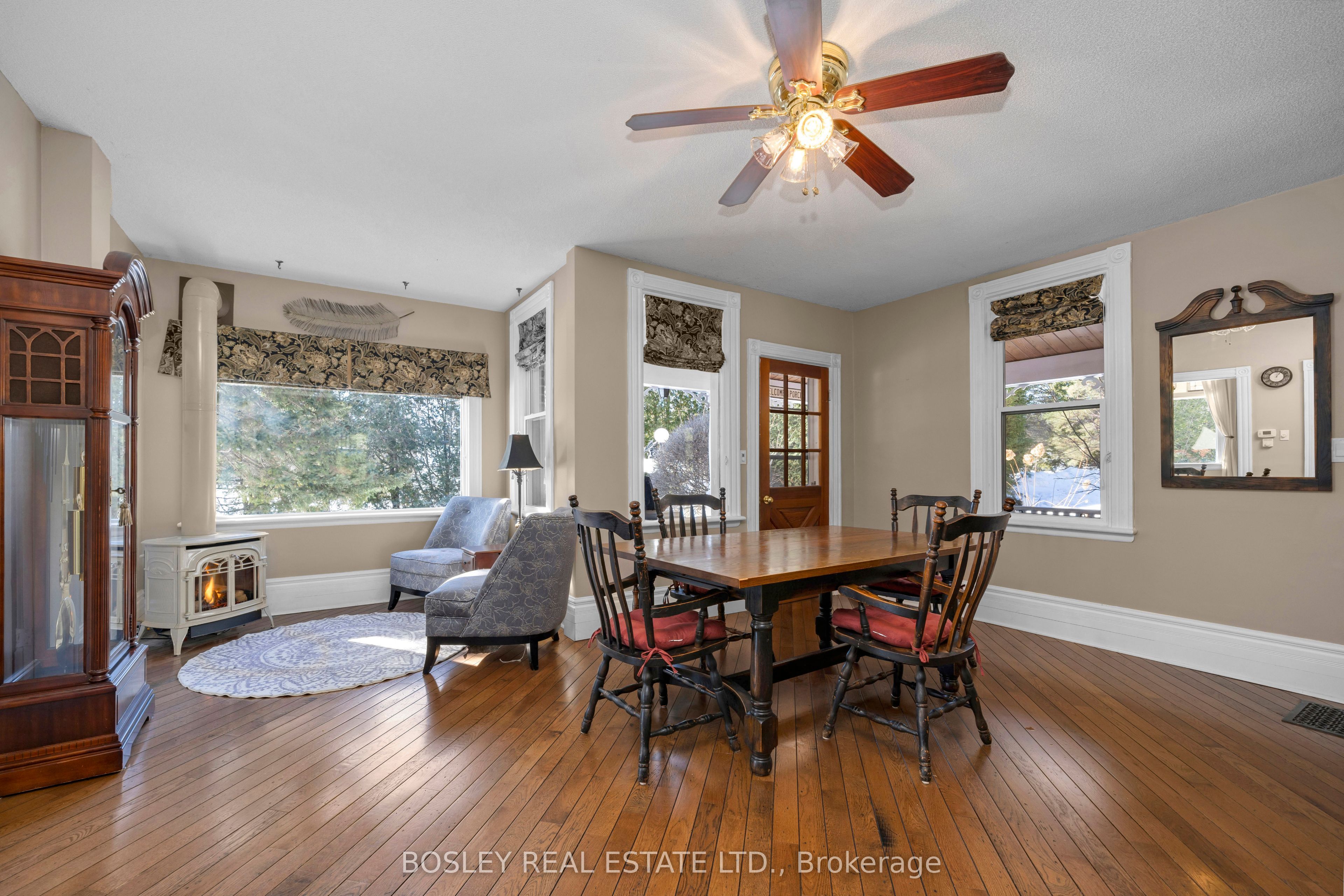 34 Mckibbon Avenue Property Photo 19