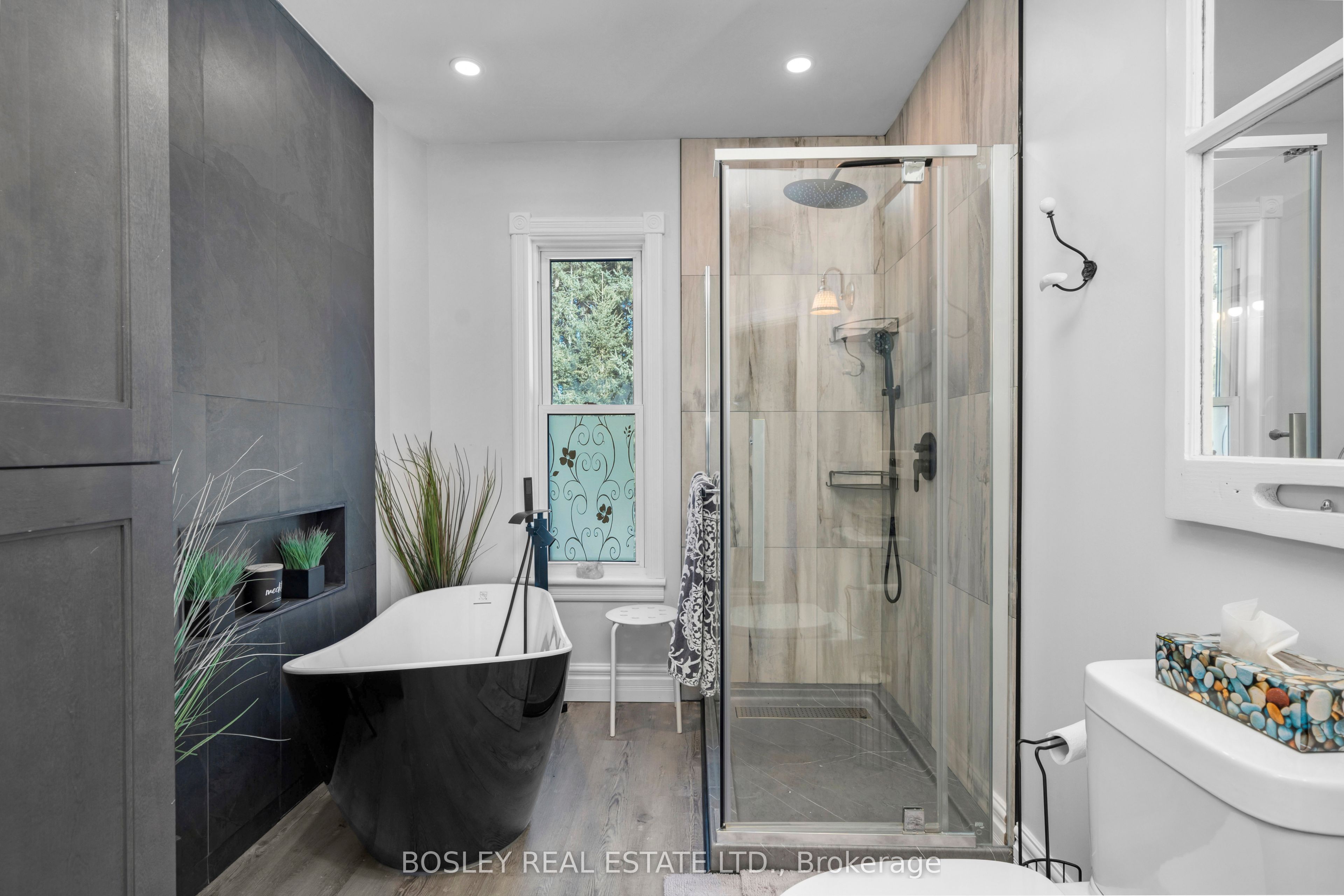 34 Mckibbon Avenue Property Photo 41