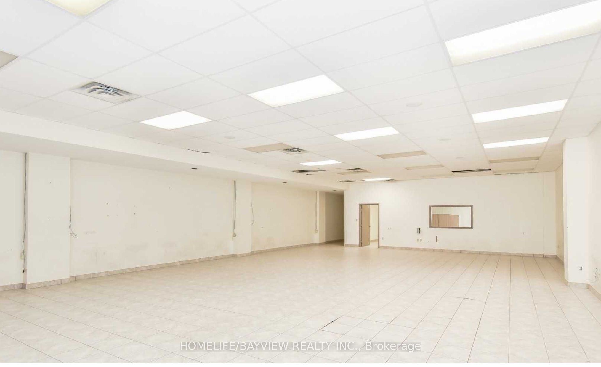 45 Wyndham Street N Lower - B1 Property Photo 9