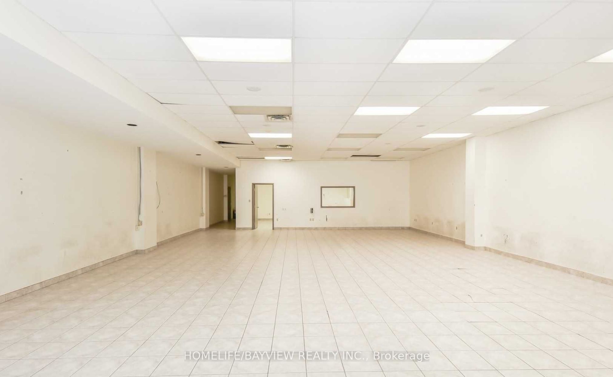 45 Wyndham Street N Lower - B1 Property Photo 11