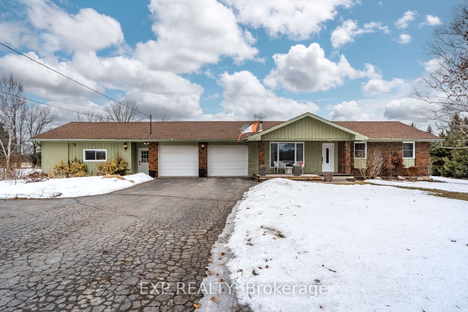 1121 Harmony Road Property Photo