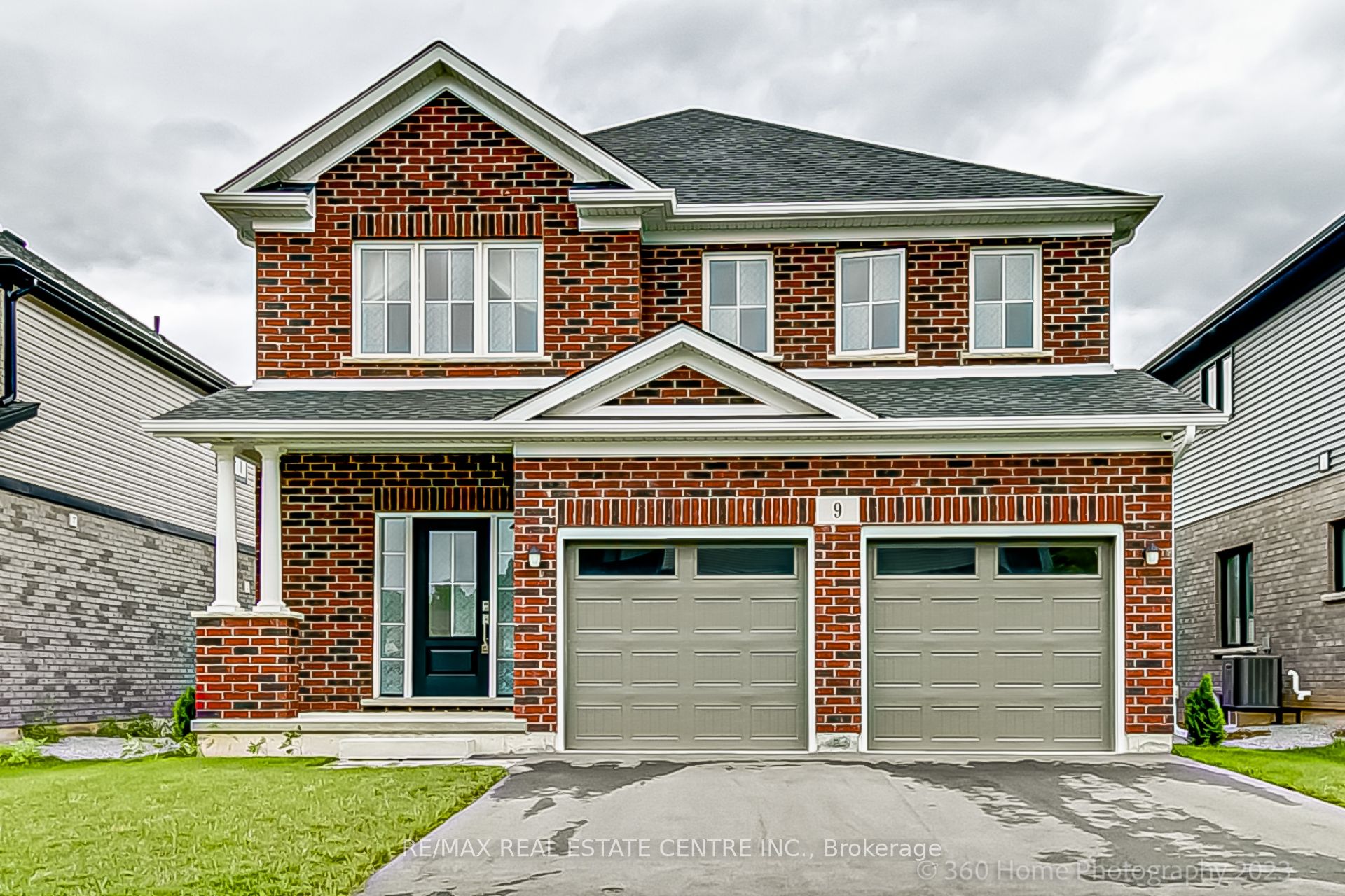 9 Overholt Drive Property Photo