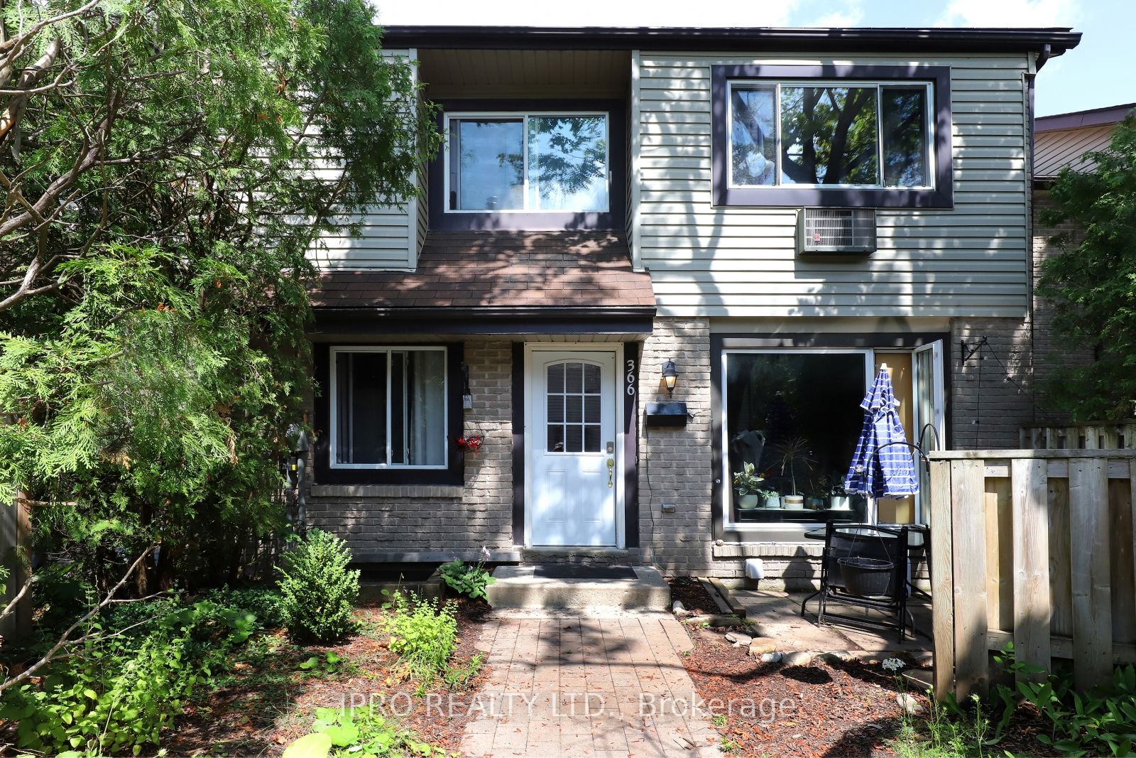 366 Scottsdale Drive Property Photo