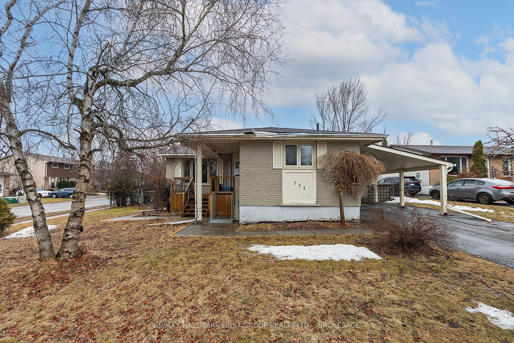 771 Birkley Place Property Photo