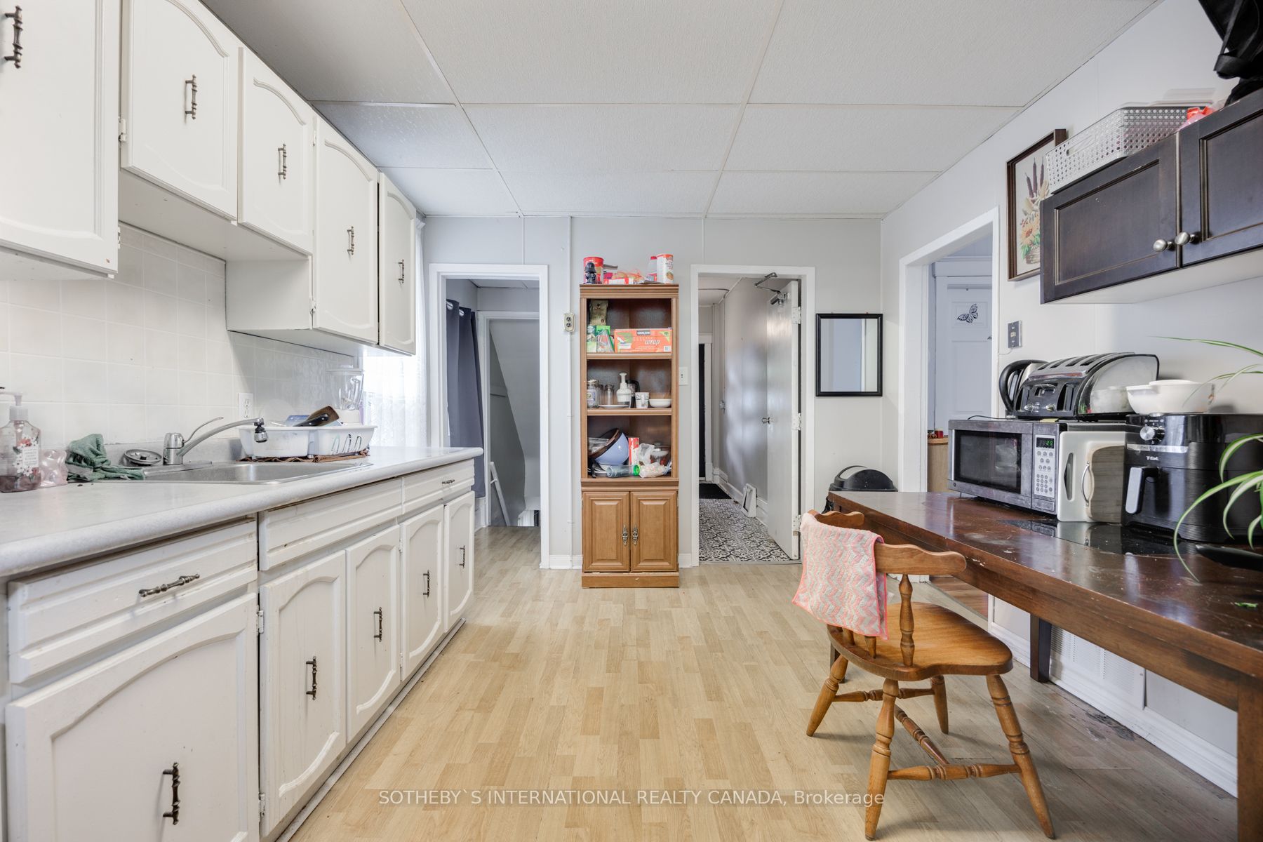 82 Durham Street W Property Photo 14