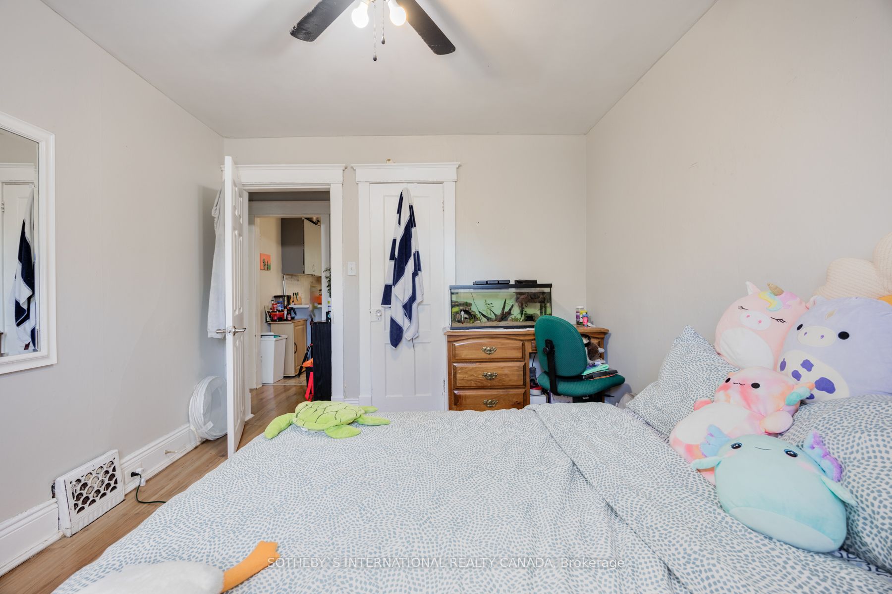 82 Durham Street W Property Photo 26