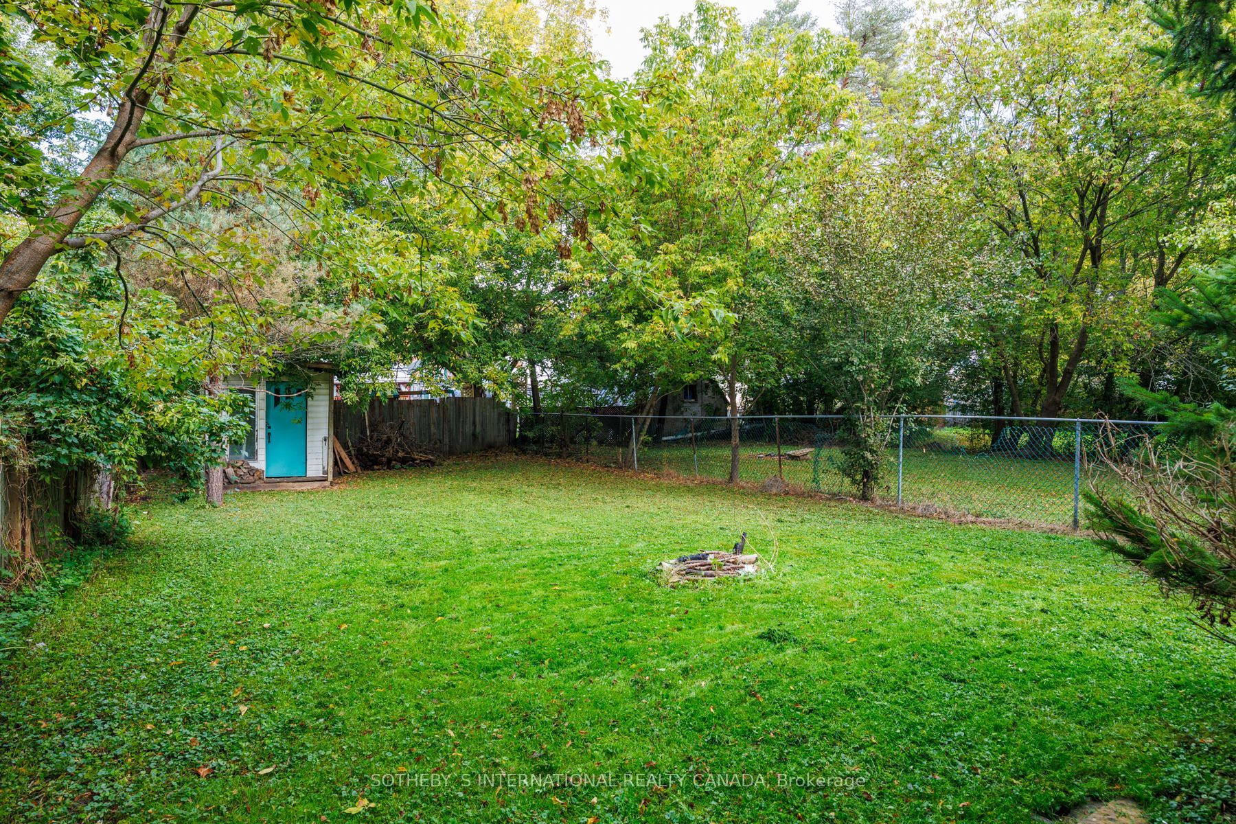 84 Durham Street W Property Photo 3