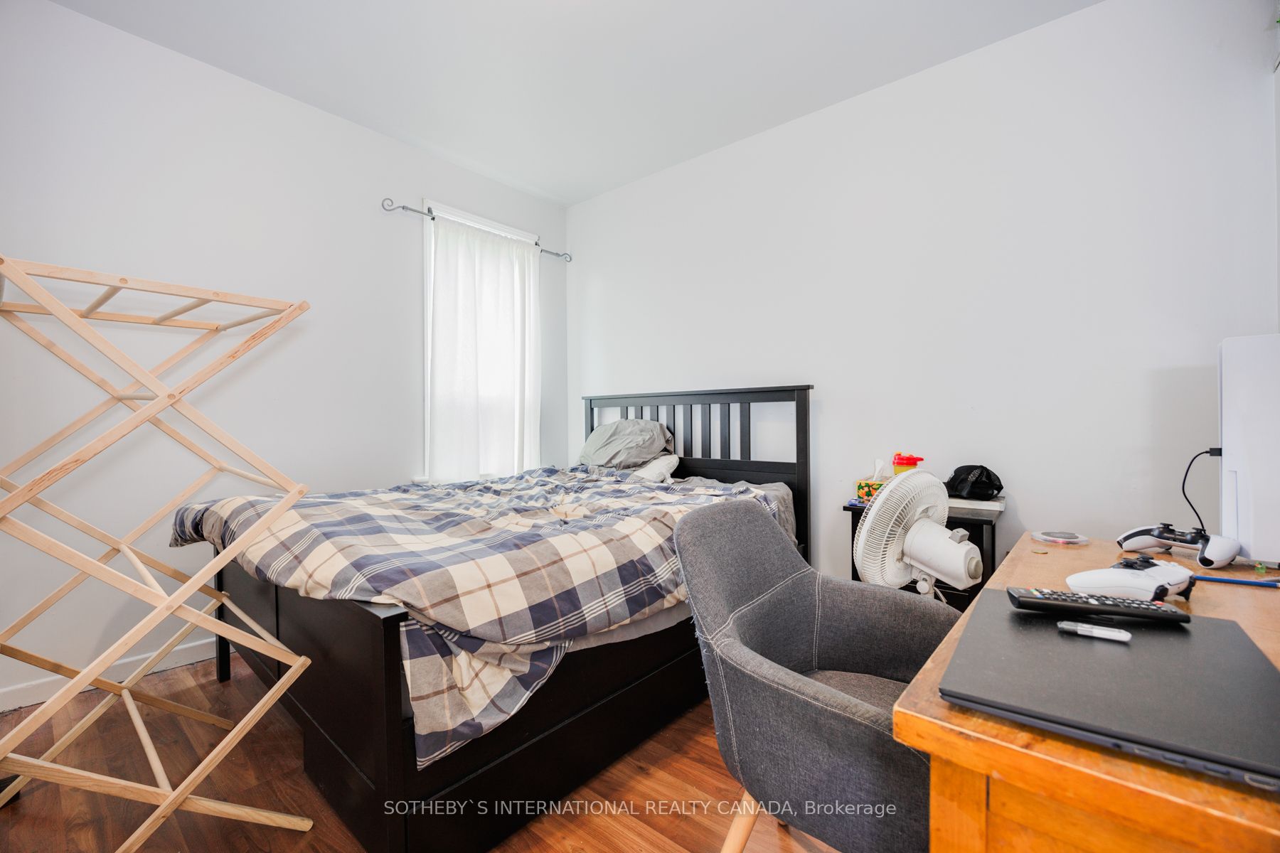 84 Durham Street W Property Photo 29