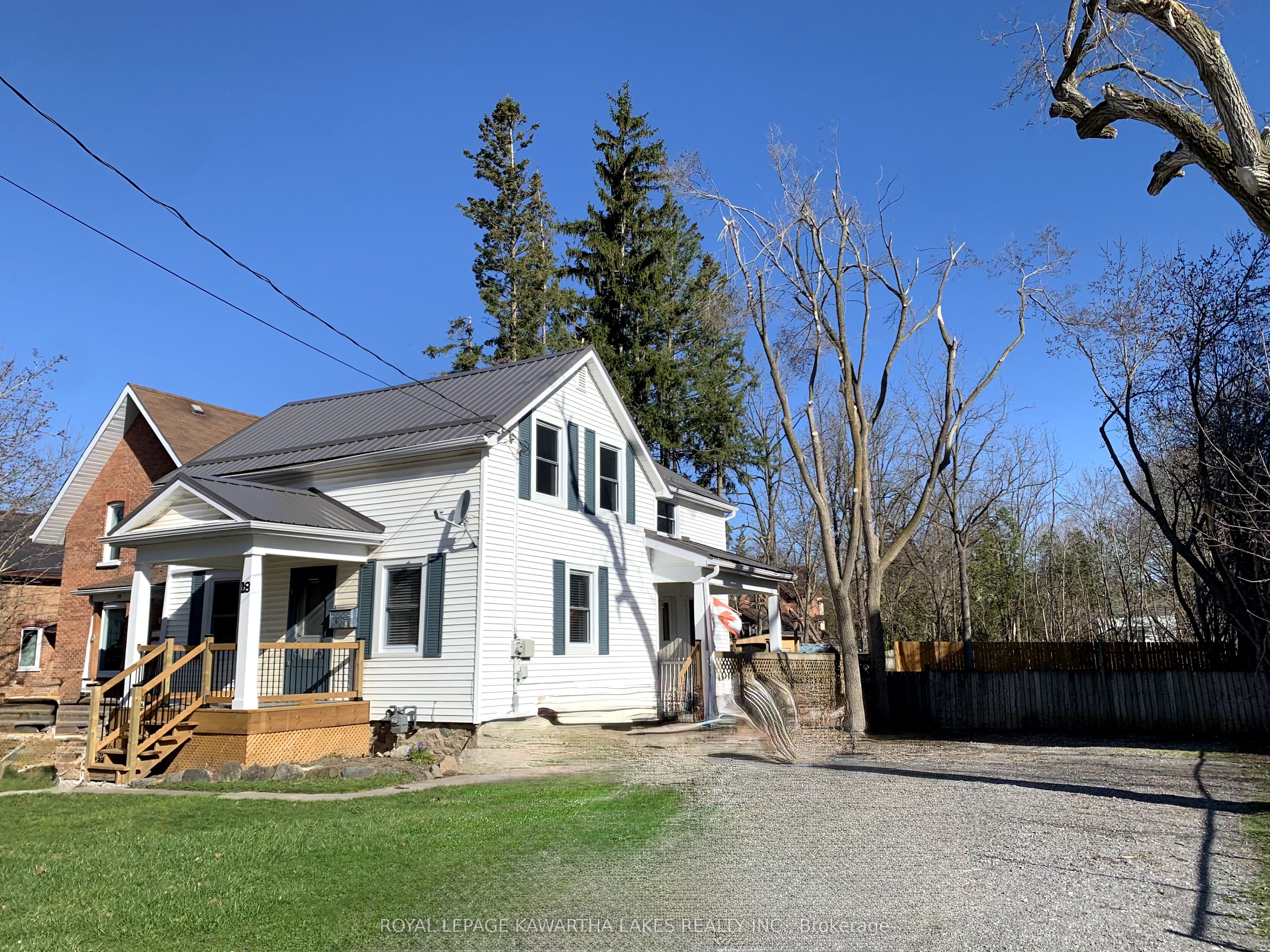 18 Bond Street Property Photo