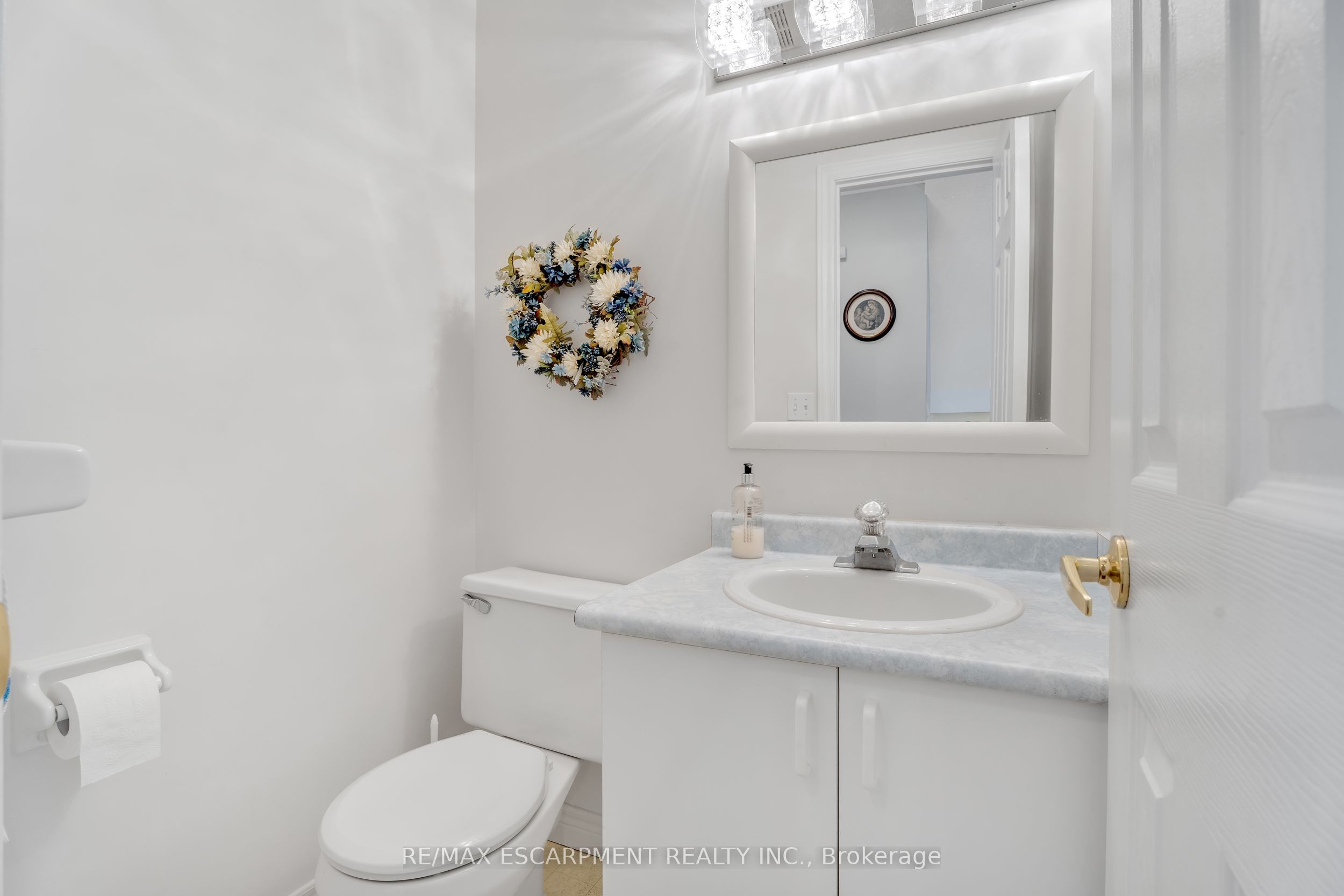 #32 - 810 Golf Links Road Property Photo 20