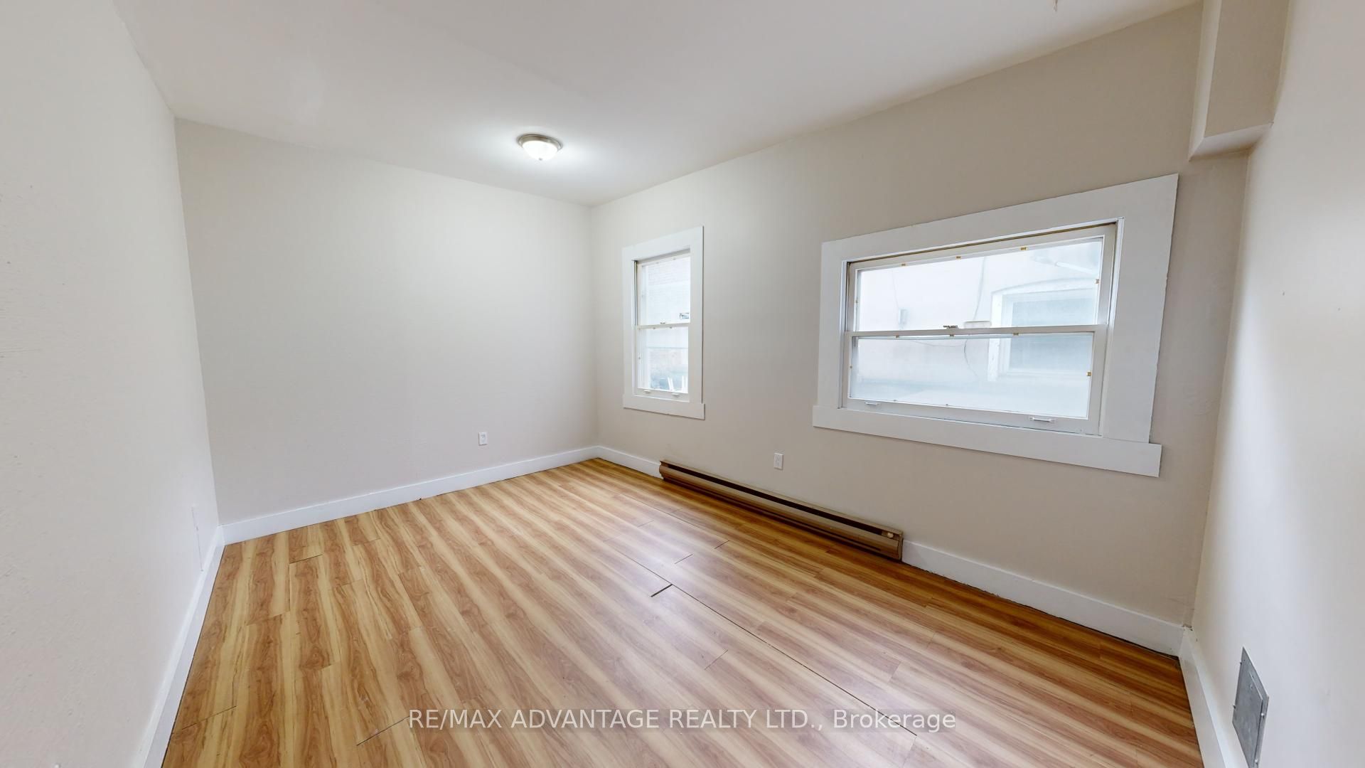 175-179 Dundas Street Property Photo 20