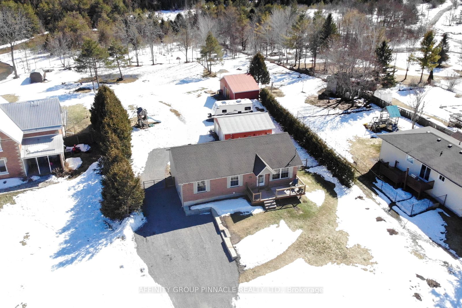 51 King Street Property Photo