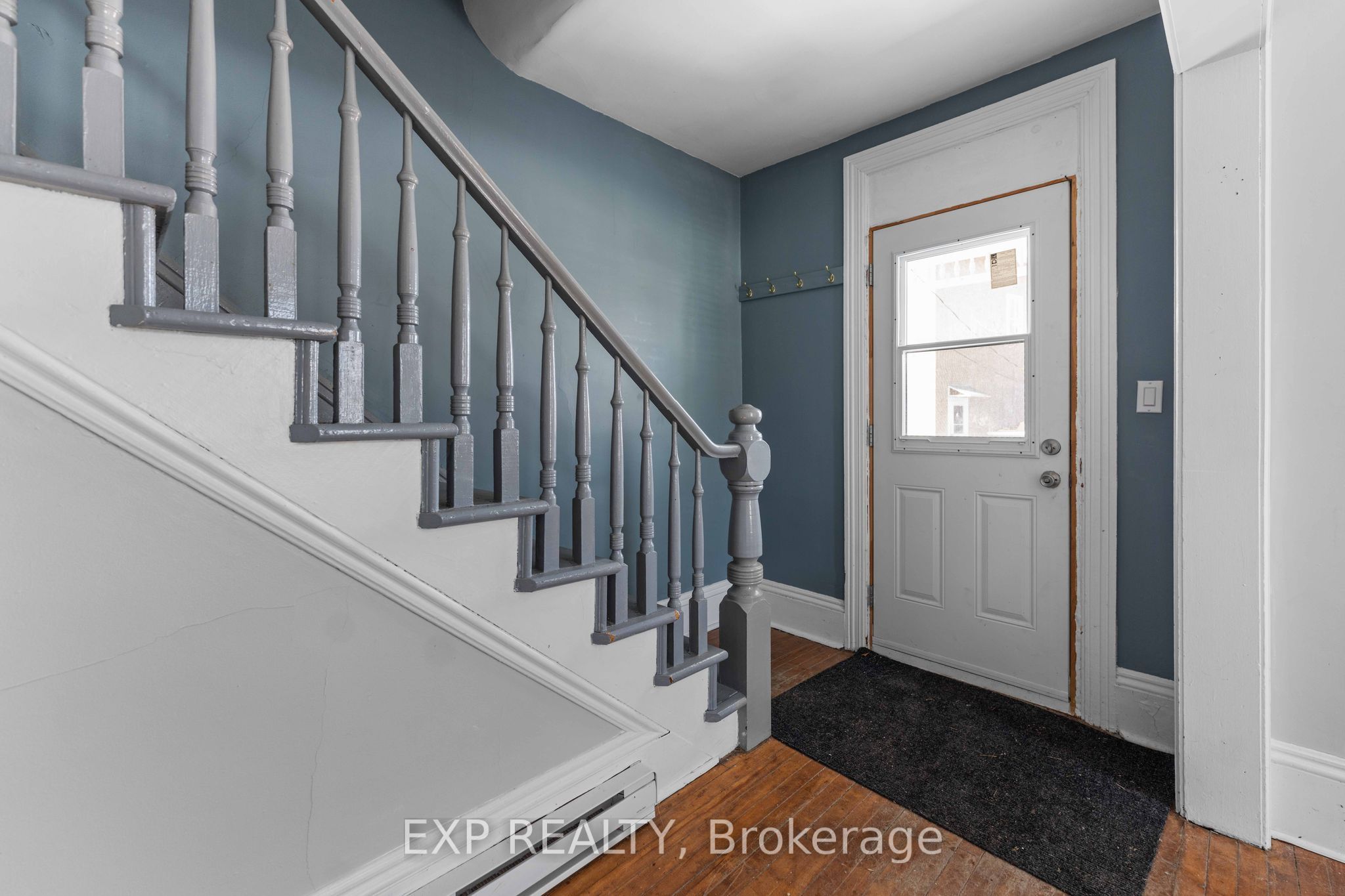 4 King Street Property Photo 7